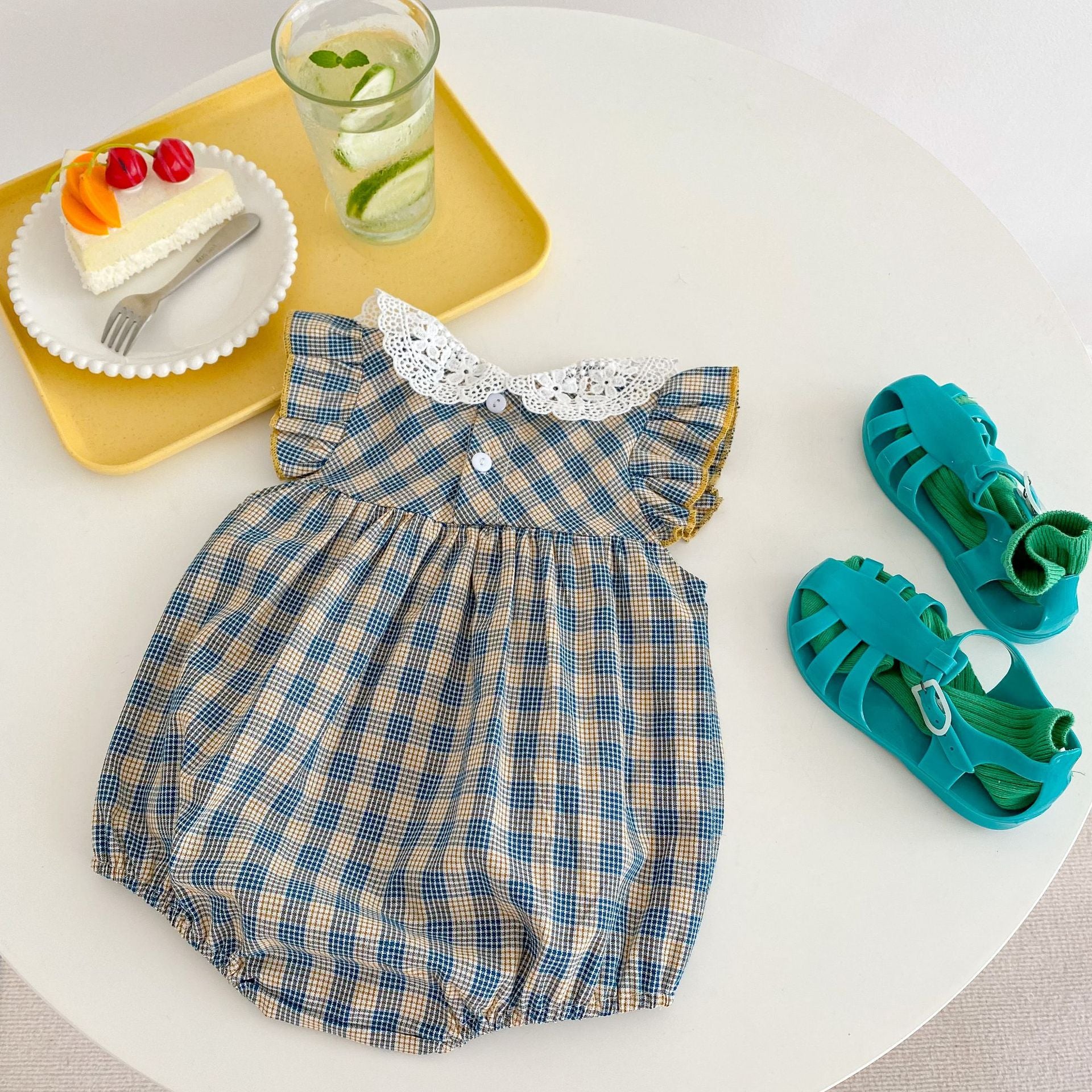 【BABY】チェック柄縁取りフリルレースカラーロンパース CawaKomostore