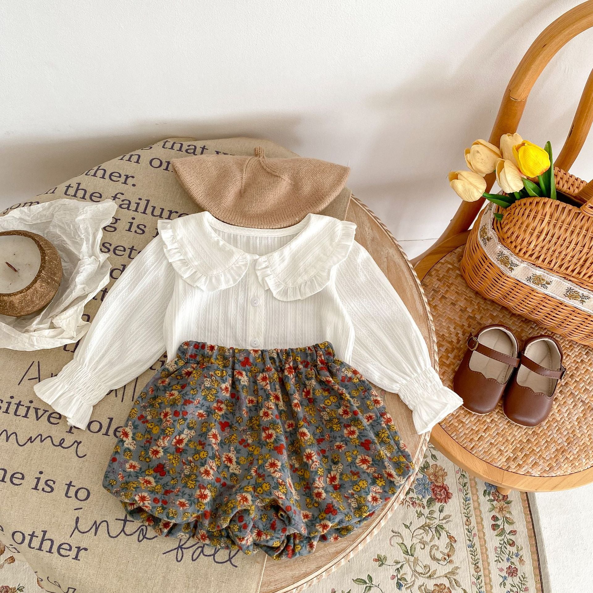 【BABY】ホワイトブラウス ＆ フラワーブルマ CawaKomostore