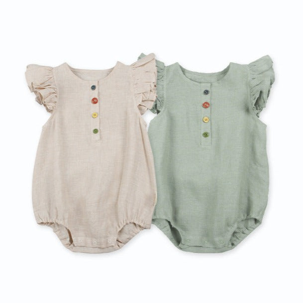 【BABY】カラーボタンフリルロンパース CawaKomostore