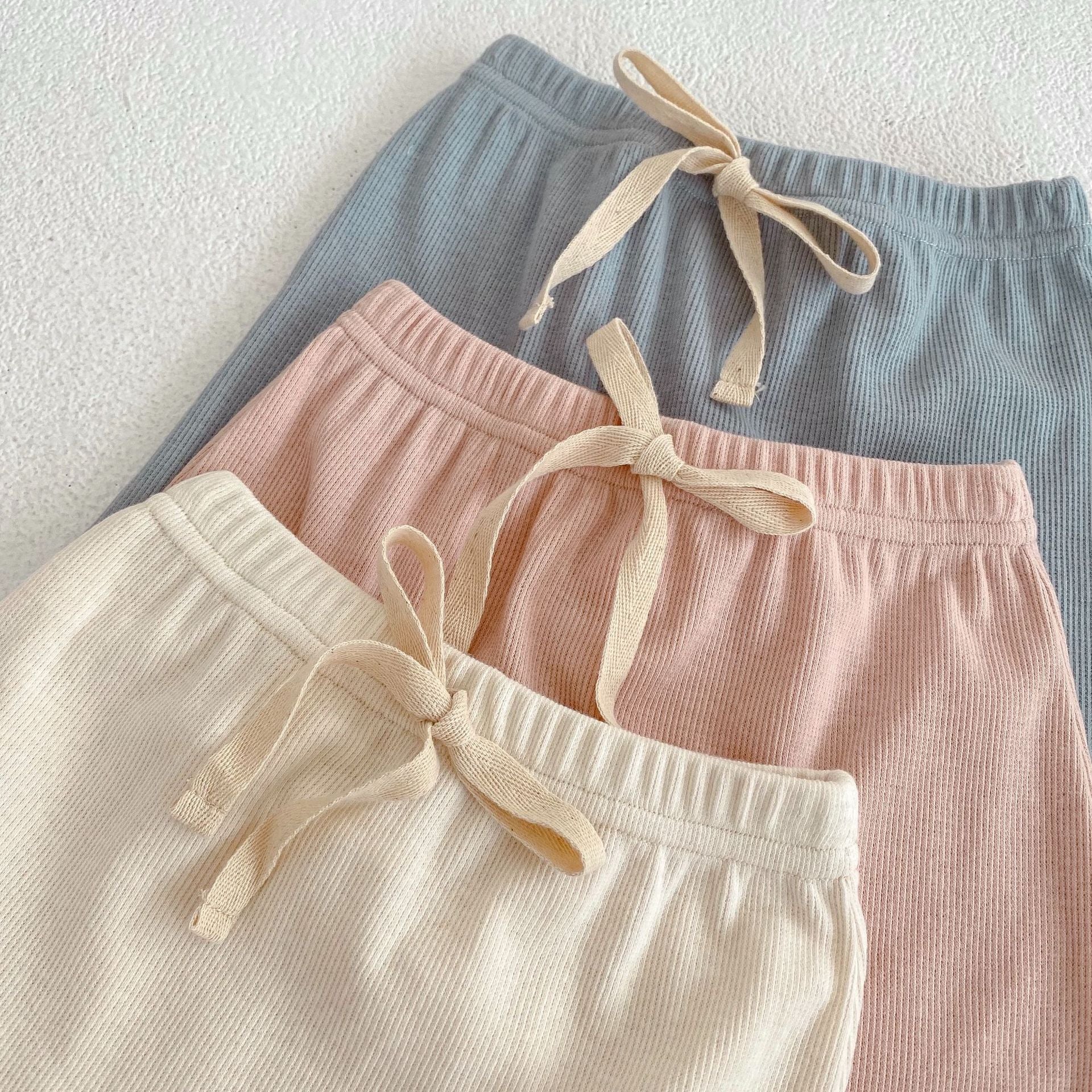 【BABY】コットンシンプルデザイン短パン CawaKomostore