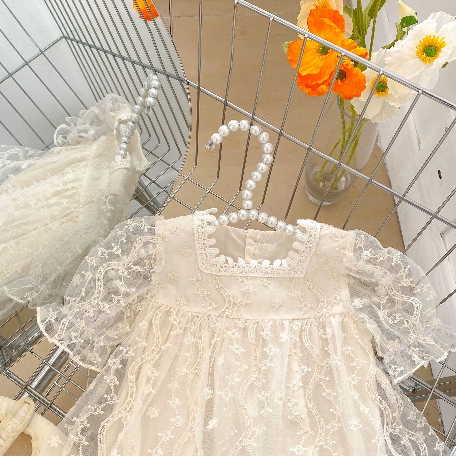 【BABY】シースルーパフスリーブ刺繍チュールドレス風ロンパース CawaKomostore