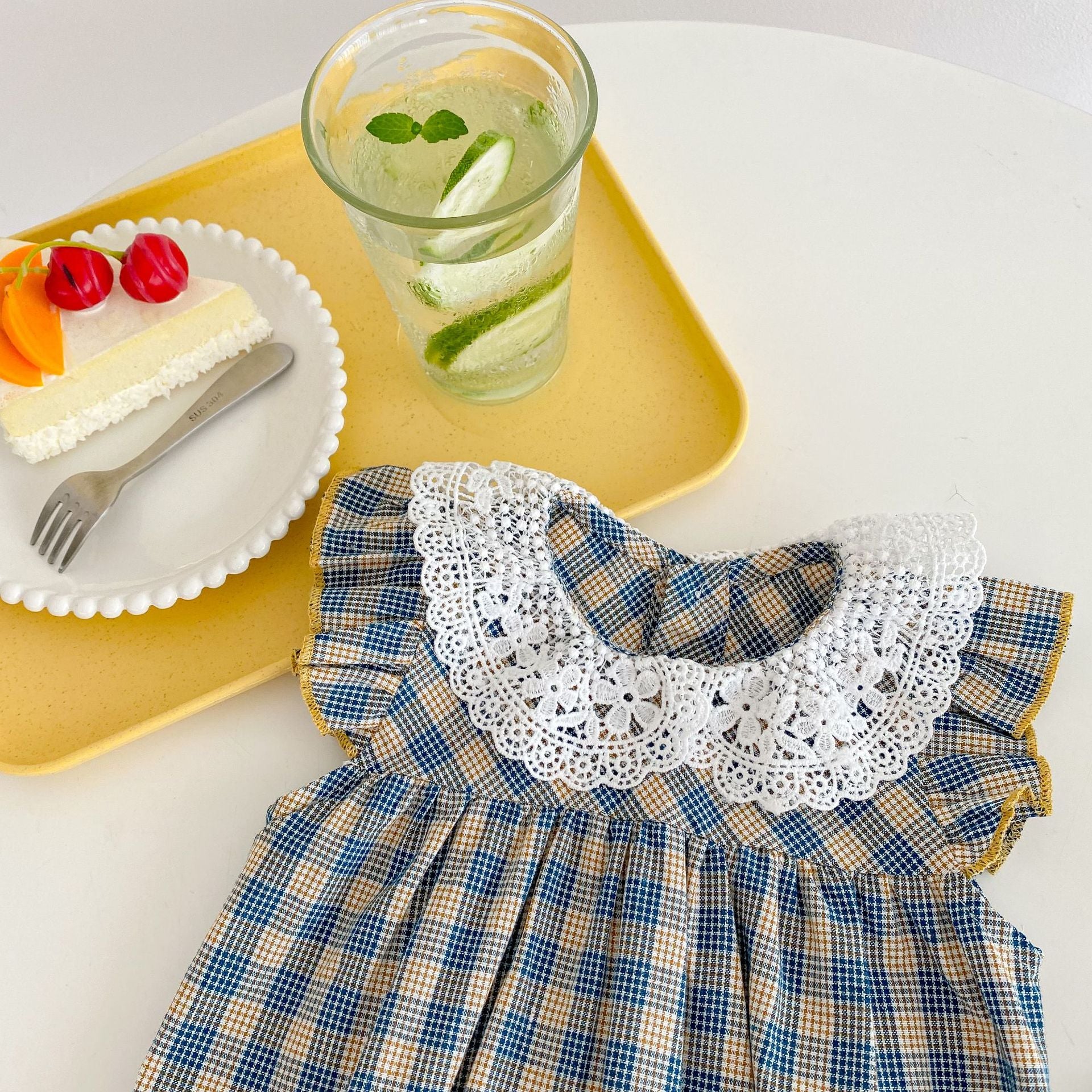 【BABY】チェック柄縁取りフリルレースカラーロンパース CawaKomostore