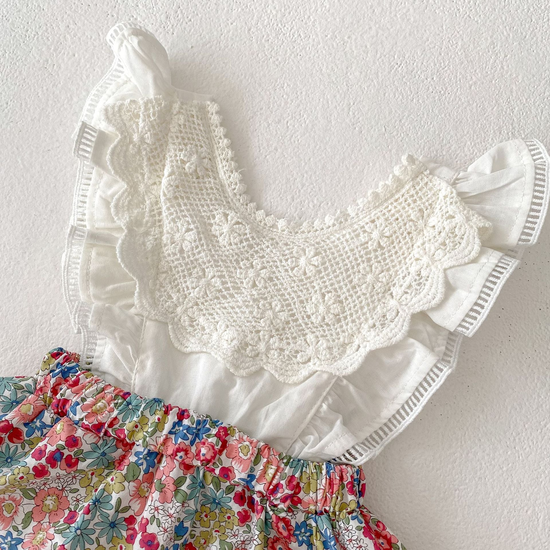 【BABY】レースフリル花柄ロンパース🌸 CawaKomostore