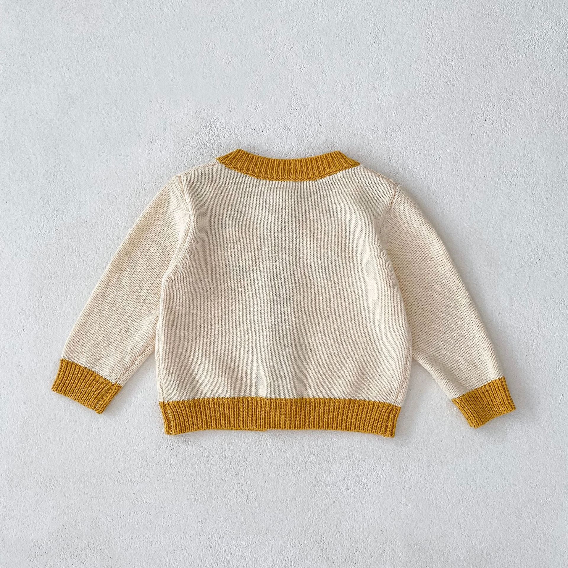 【BABY】イエロー刺繡フラワーサロペット / カーディガン CawaKomostore