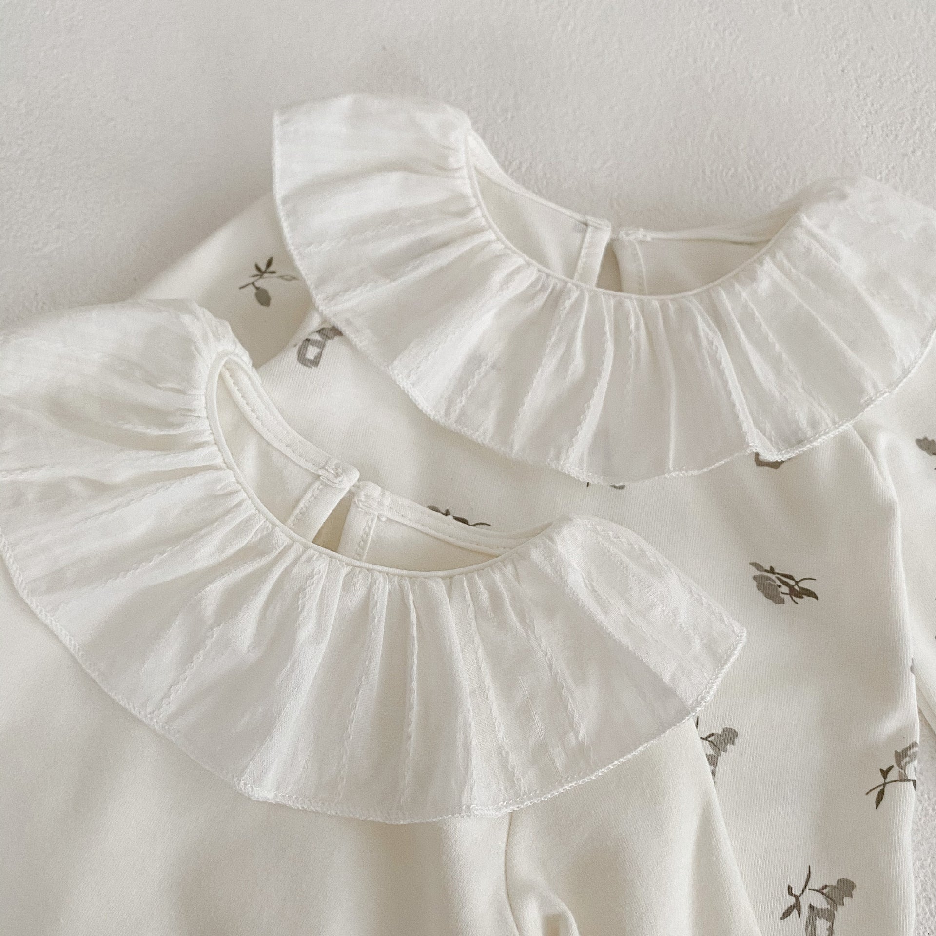 【BABY】フリル 2style ロングティ Plain / Flower CawaKomostore