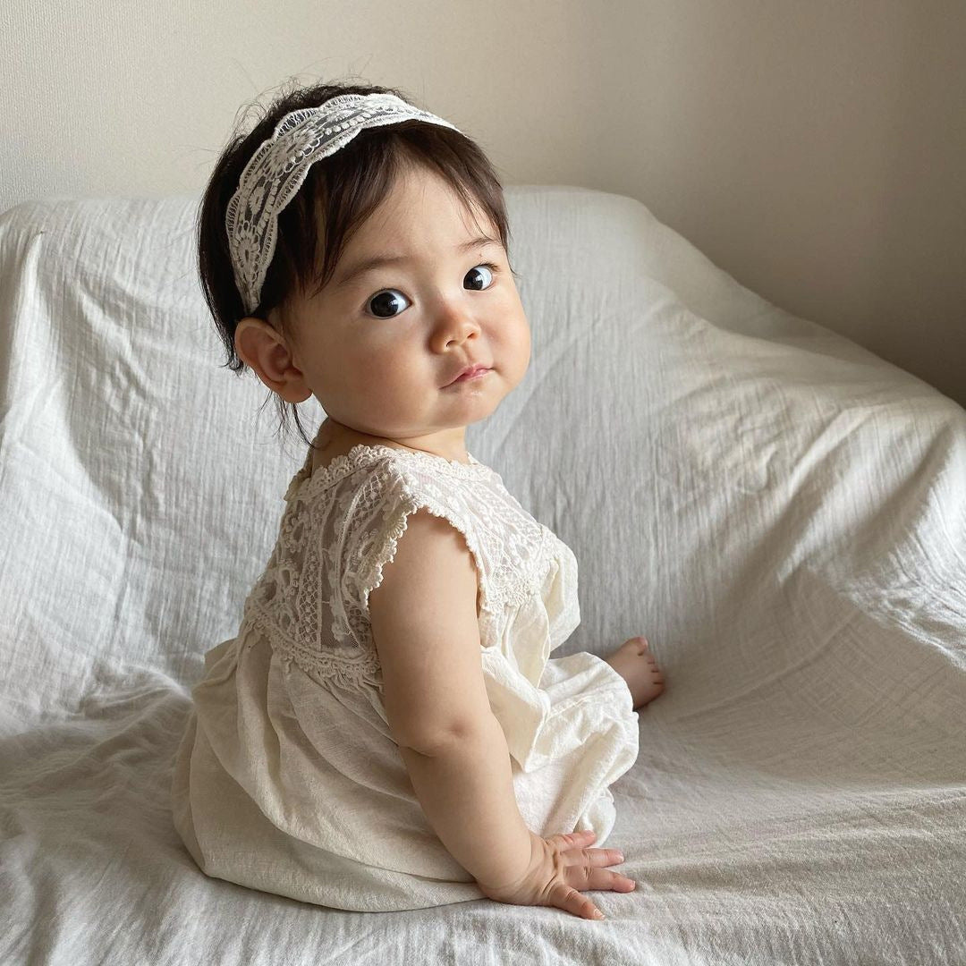 【BABY】ホワイトレースロンパース rompers CawaKomostore
