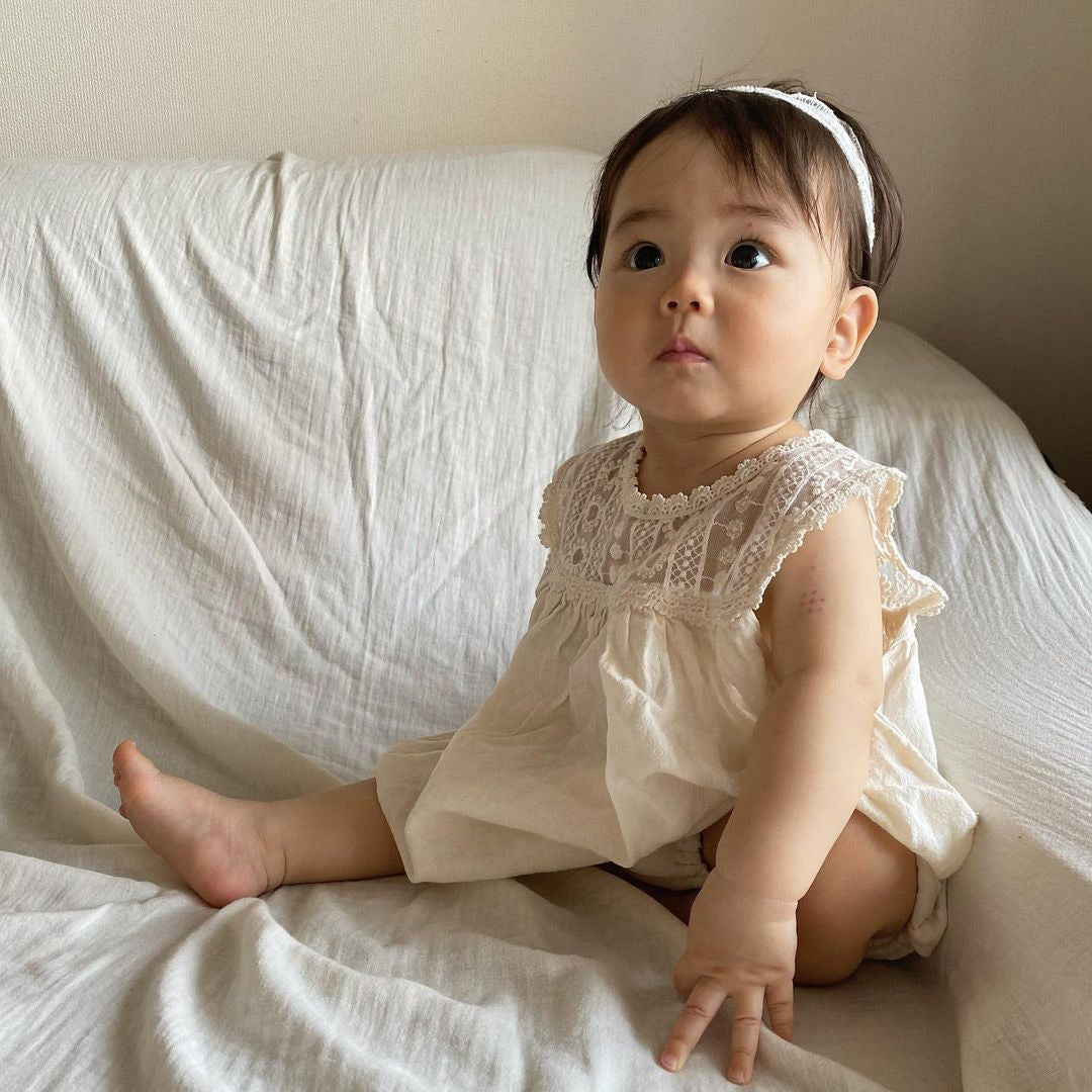 【BABY】ホワイトレースロンパース rompers CawaKomostore