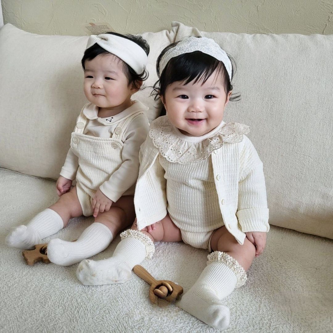【BABY】白色・春・カーディガン / ロンパース / サロペット CawaKomostore