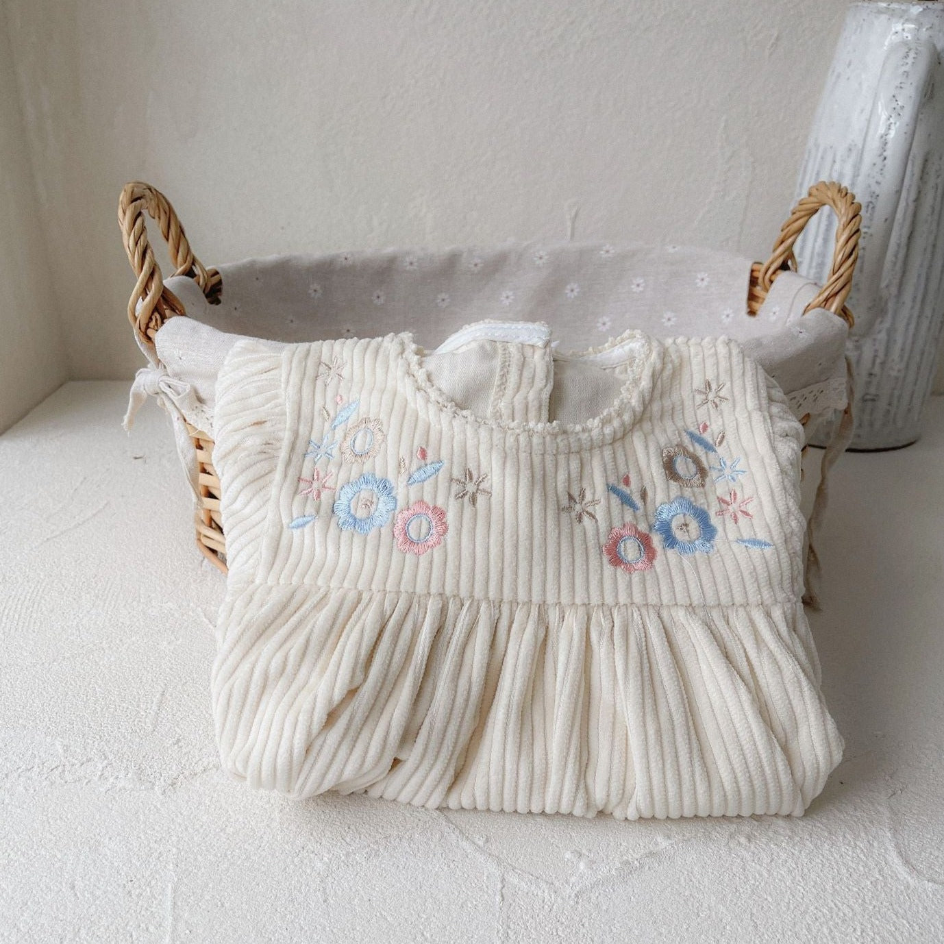 【BABY】コーデュロイフラワーワンピース / ロンパース CawaKomostore