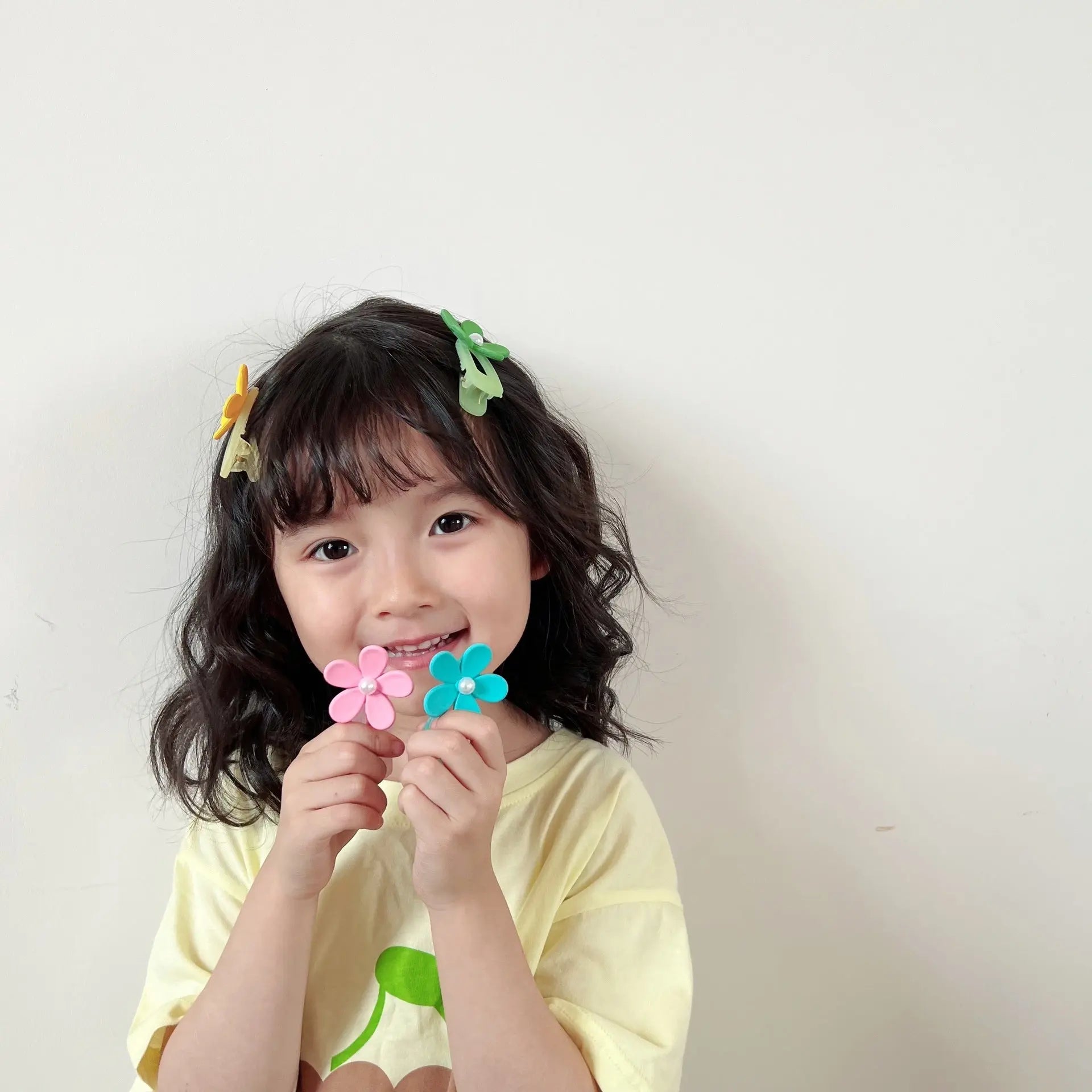 【ヘアアクセサリー】カワイイカラフル花ちゃん・ヘアピン3点セット CawaKomostore