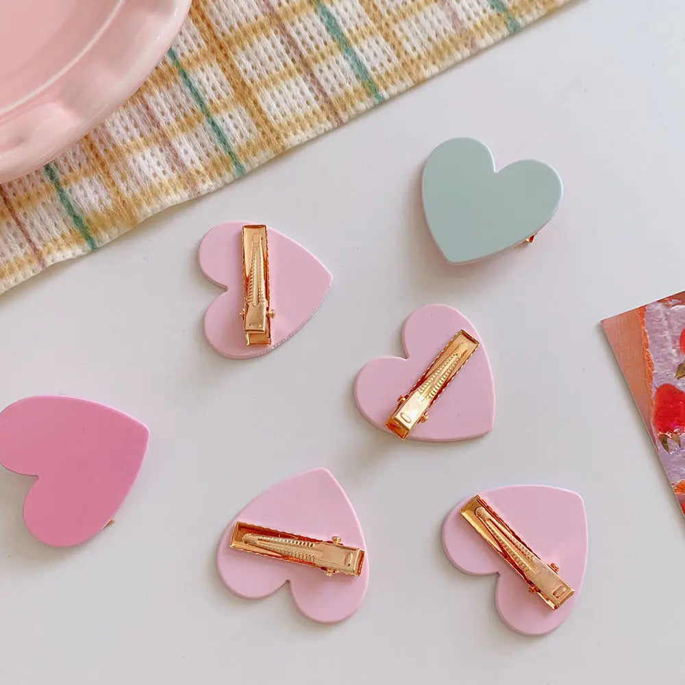 【ヘアアクセサリー】ハート🧡のミニワニクリップピン🐰💕▶︎4点セット　 CawaKomostore