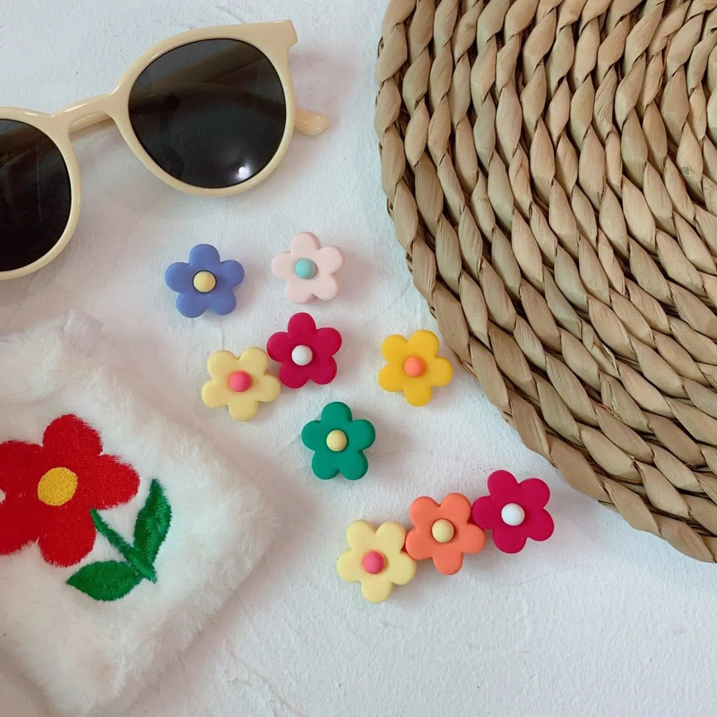 【ブローチ】カラフルなお花のプローチ・5点セット CawaKomostore