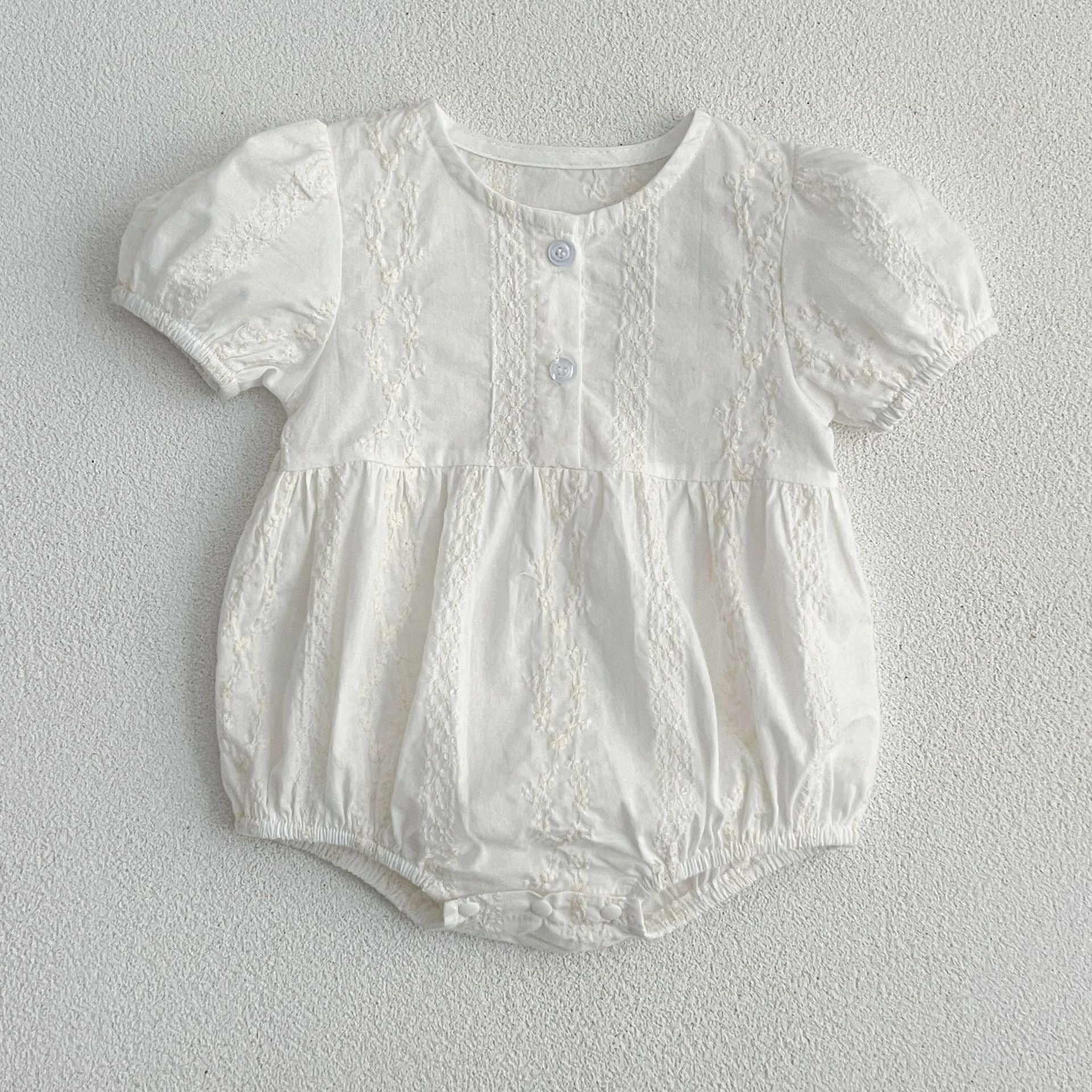 【BABY】春夏 ホワイト / ブラウン 刺繍ロンパース