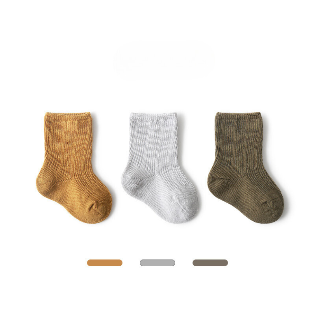 【BABY】3pcsシンプルクルーソックス (組み合わせ6種類) CawaKomostore