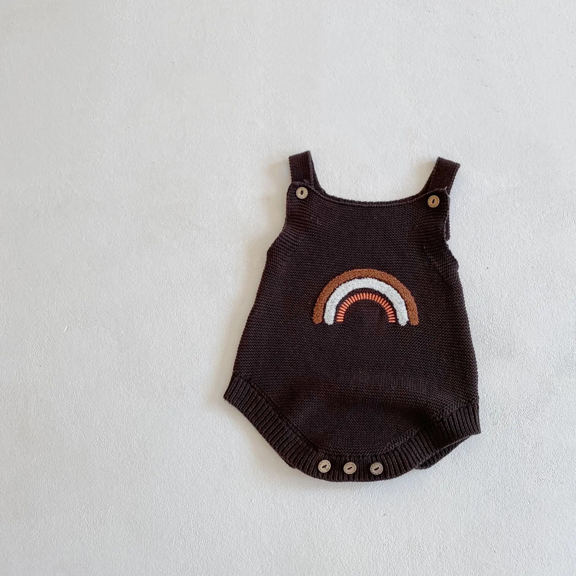 【BABY】虹刺繍ニットロンパース🌈 CawaKomostore