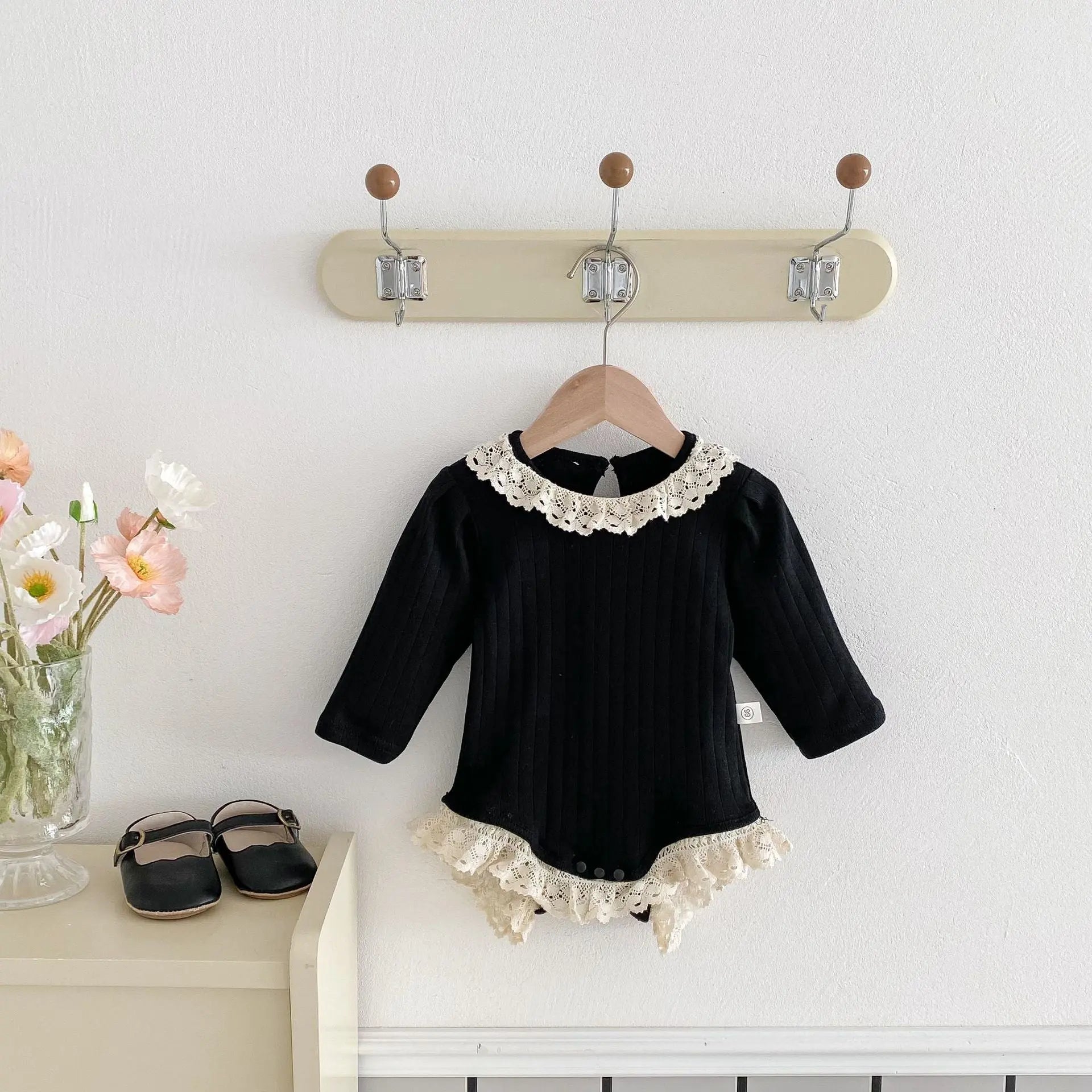 【BABY】 アイレットレースリブロンパース( 3color) - CawaKomostore