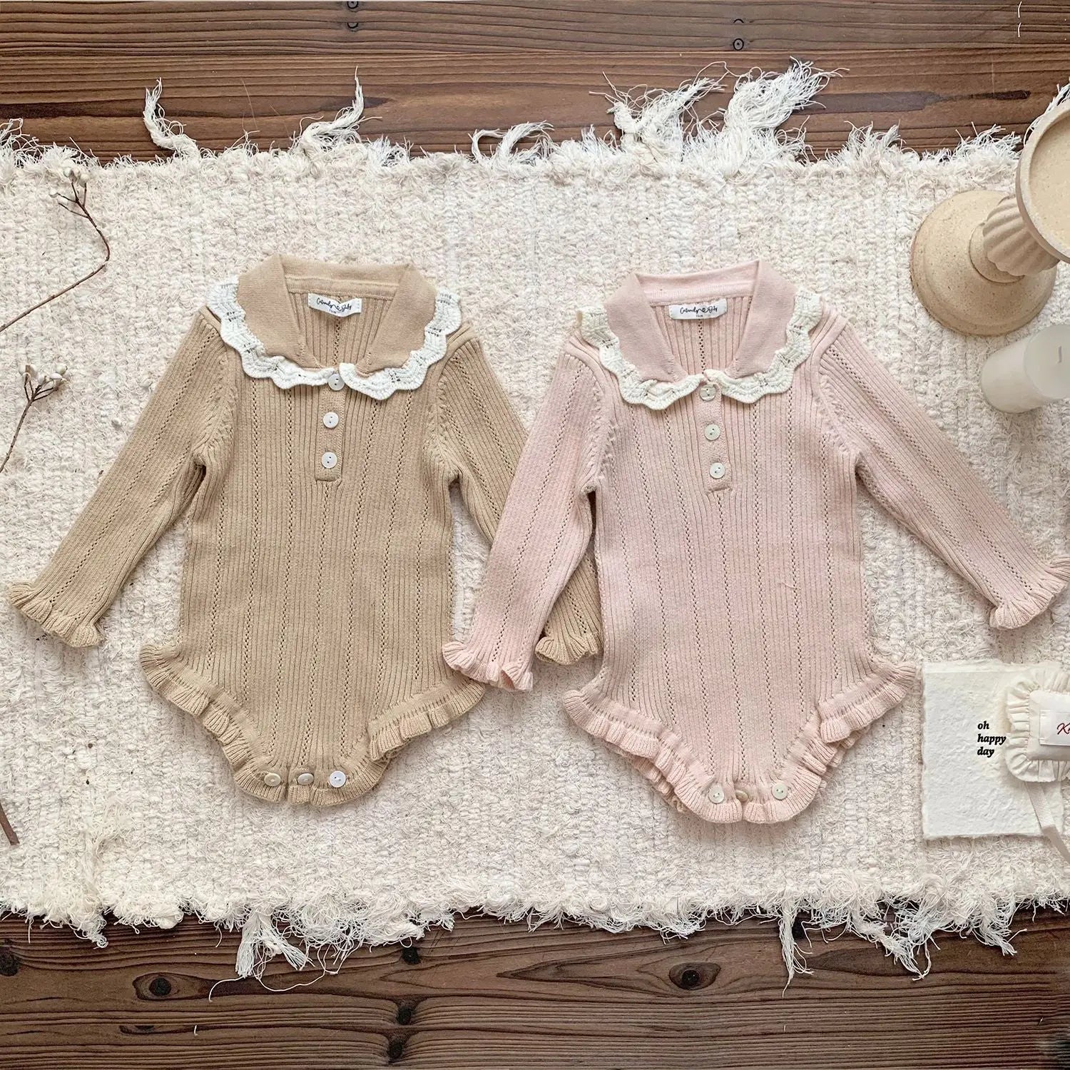 【BABY】 ナチュラルレースフリルロンパース - CawaKomostore