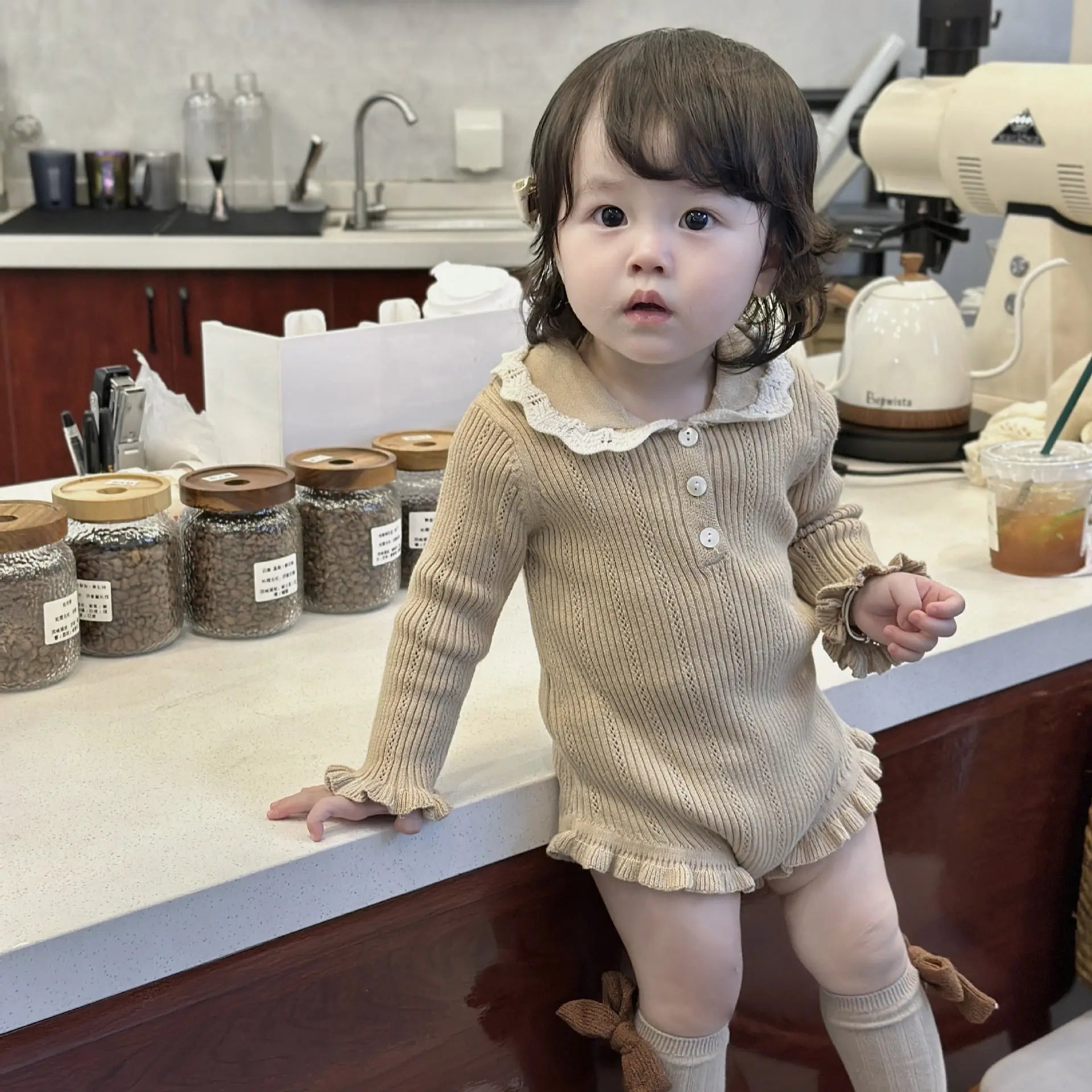 【BABY】 ナチュラルレースフリルロンパース - CawaKomostore