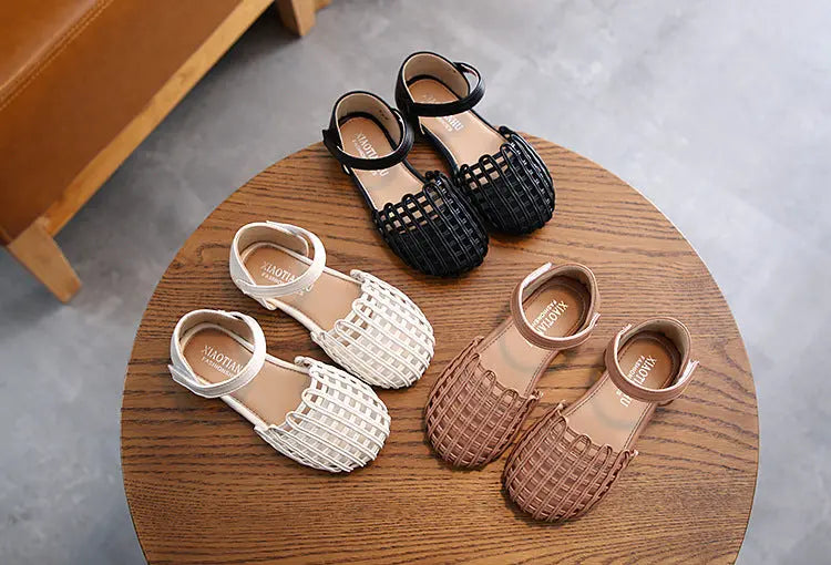 【シューズ】キッズ女の子サンダル　メッシュデザインストラップサンダル CawaKomostore