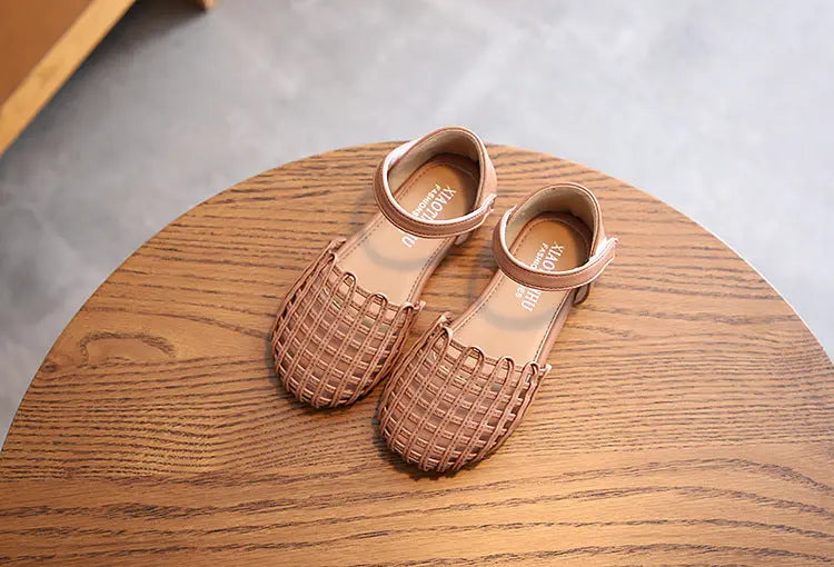 【シューズ】キッズ女の子サンダル　メッシュデザインストラップサンダル CawaKomostore