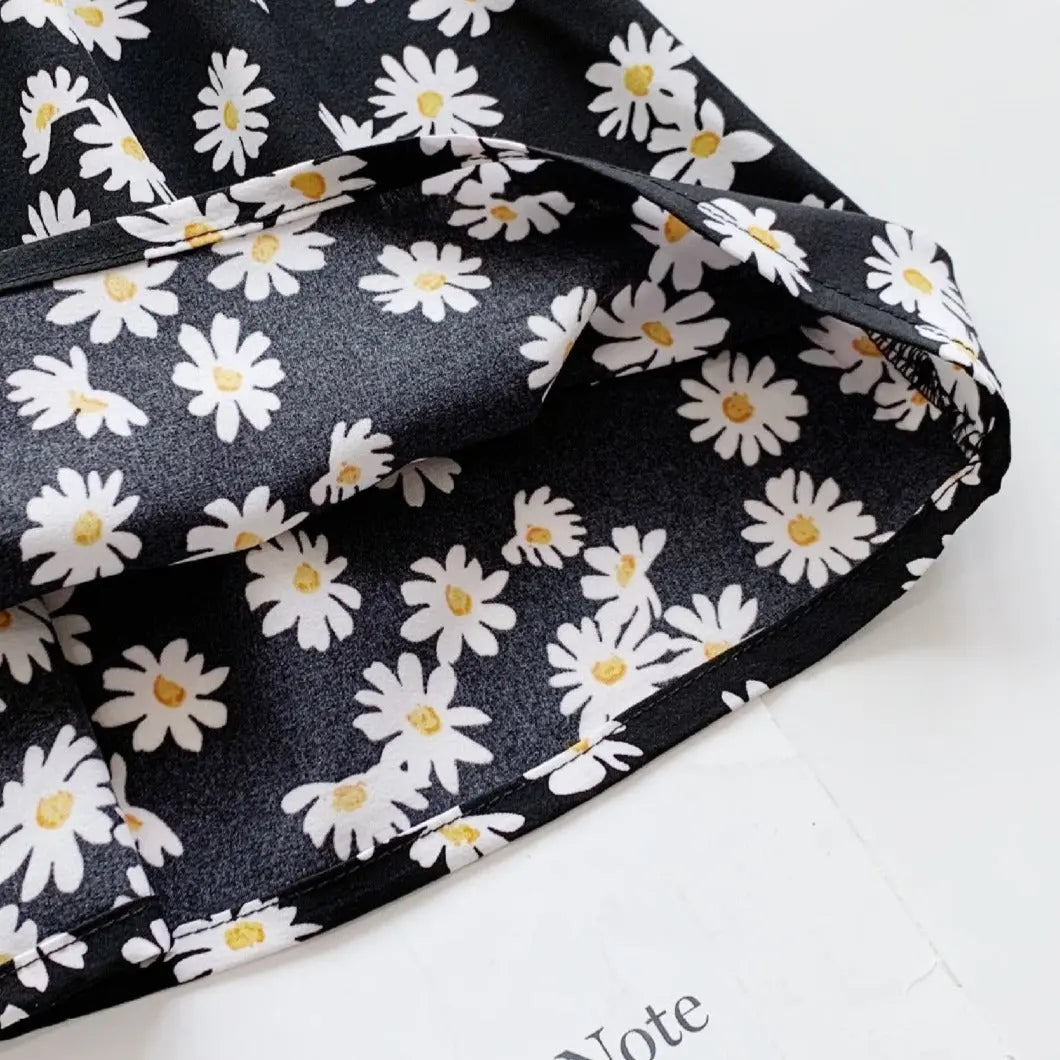 【GIRL】夏・白い小花柄がかわいいワンピース CawaKomostore