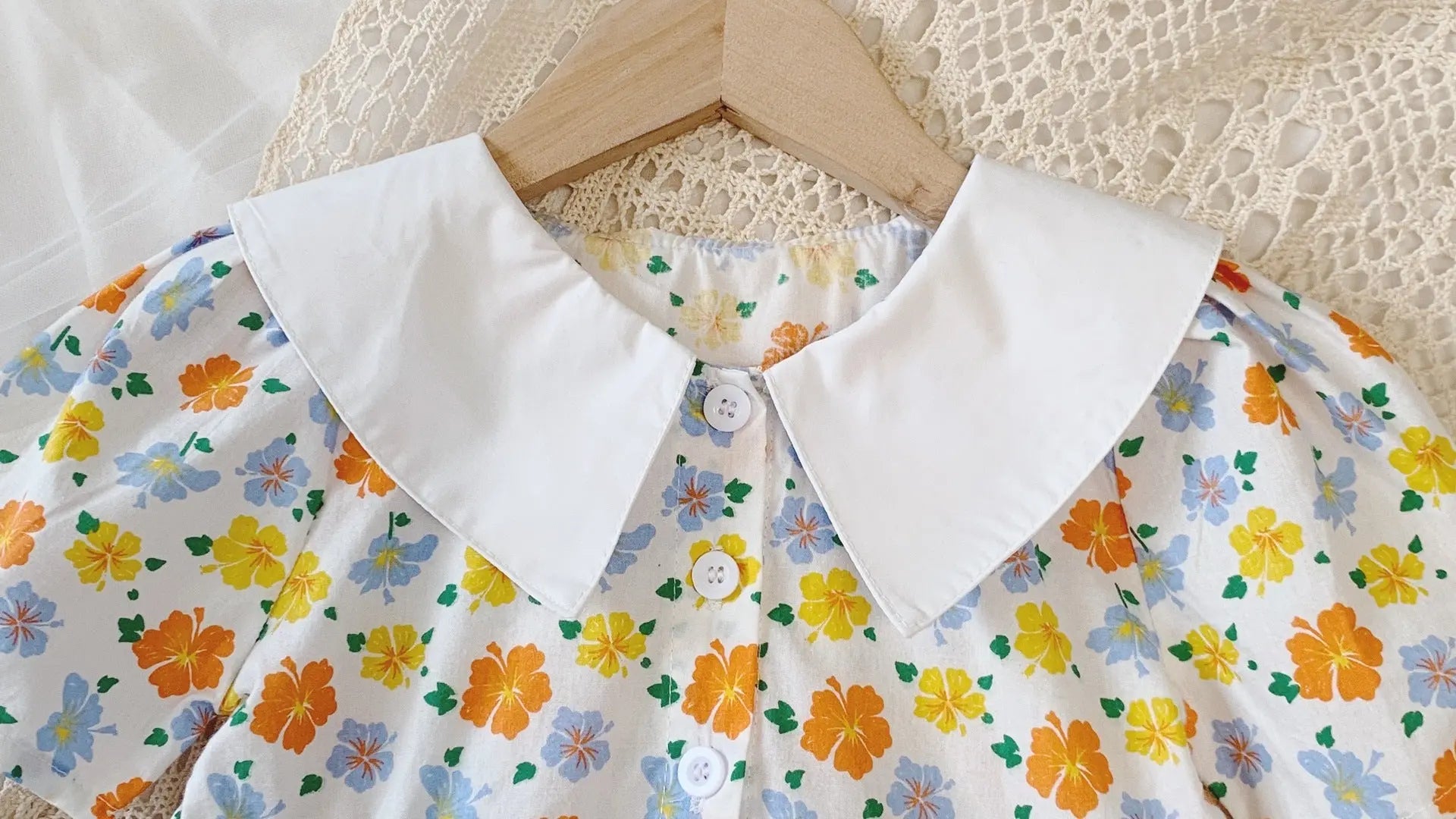 【GIRL】可愛い襟付き子花柄ワンピース CawaKomostore