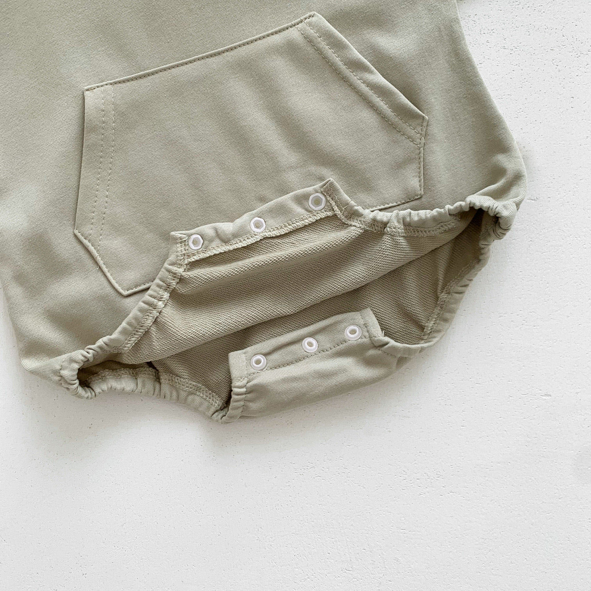 【BABY】くま耳フーディーロンパース CawaKomostore