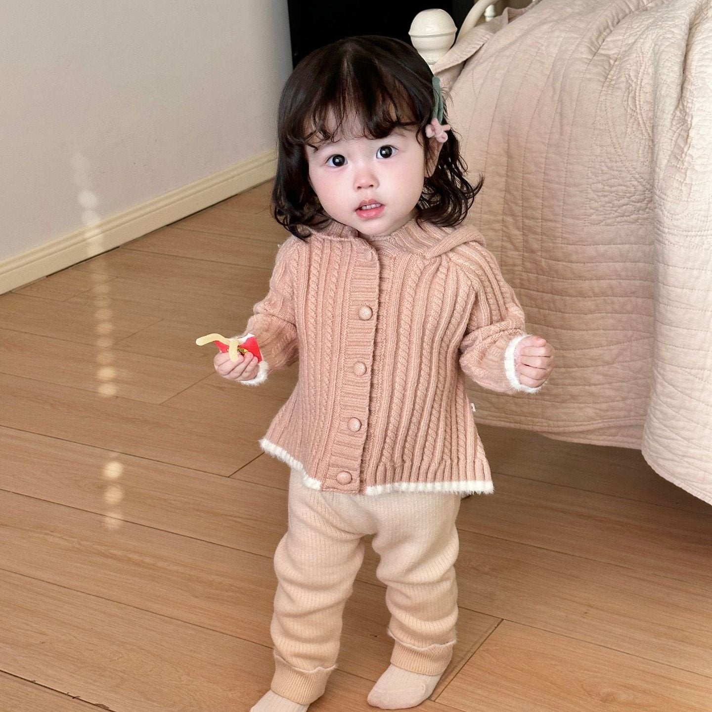【BABY】ウサギリブ編みニットカーディガン