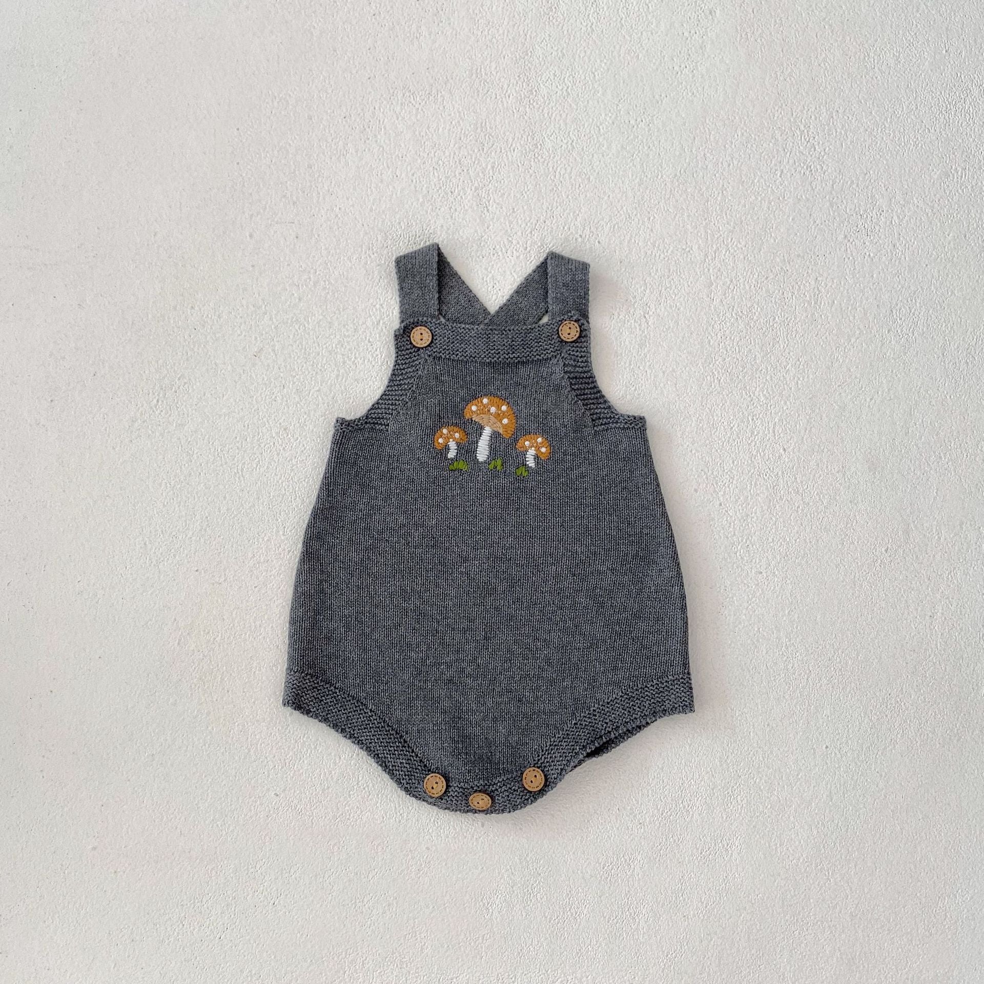 【BABY】キノコ刺繍グレーニットサロペット / ボンネット CawaKomostore