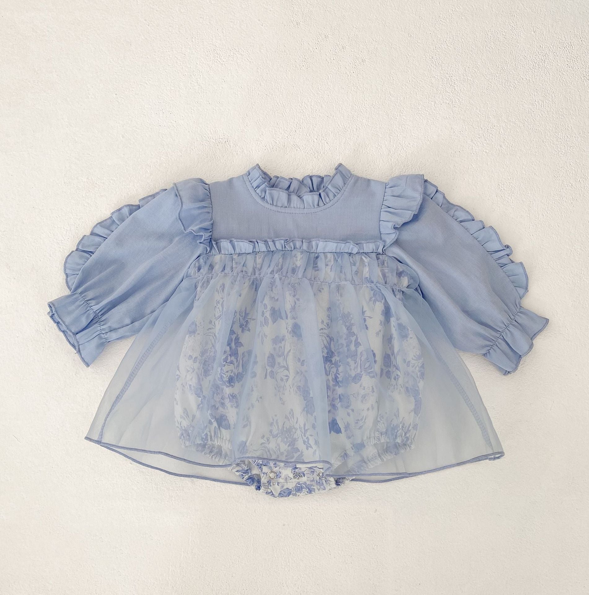 【BABY】縁取りフリルレースロンパース(blue)