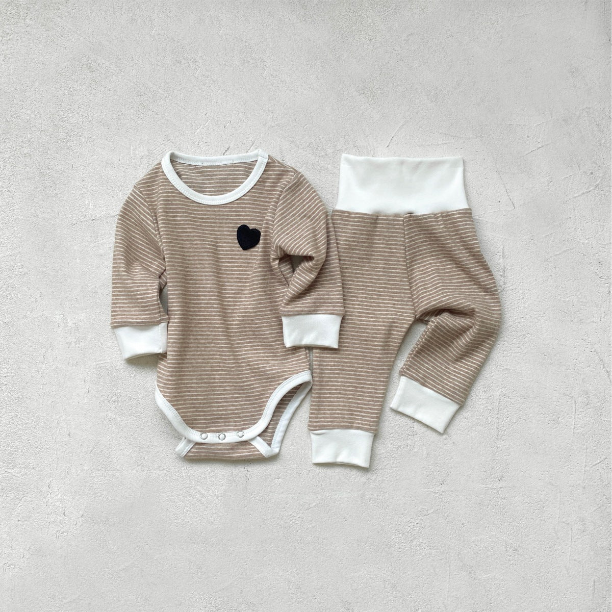 【BABY】ハート×ボーダー3点セットアップ