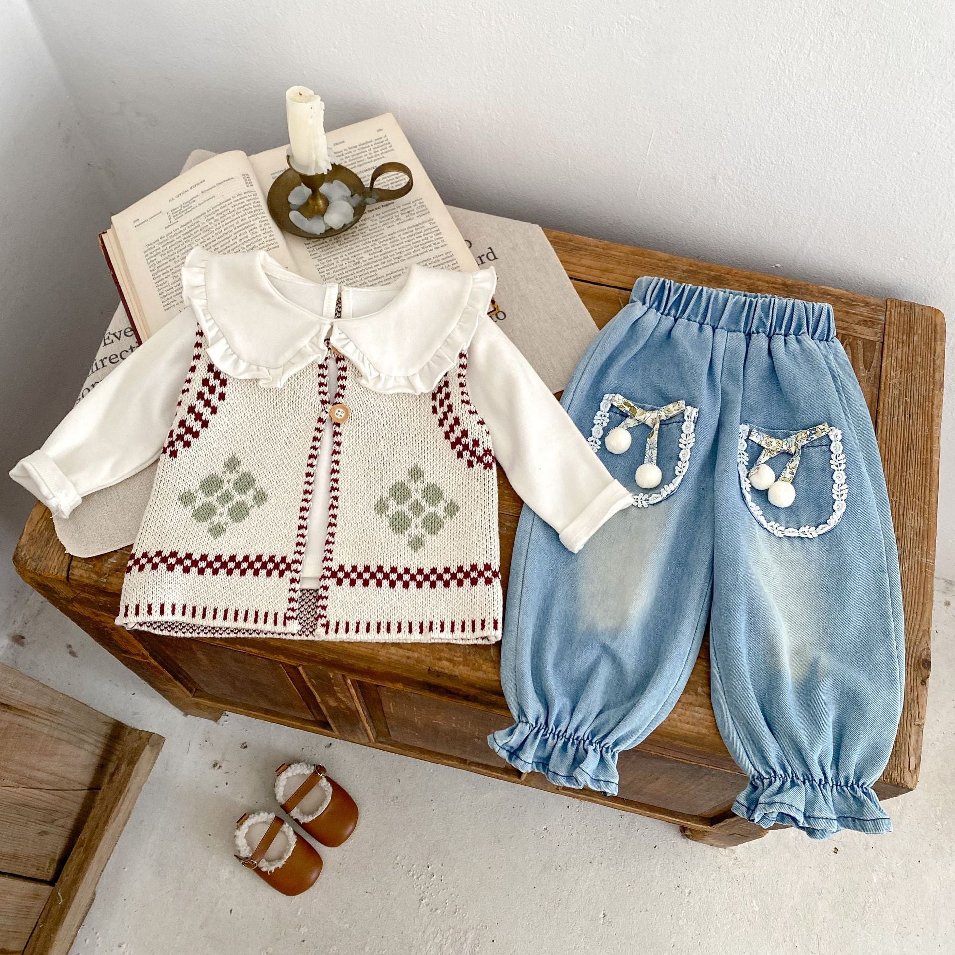【BABY】フラワー刺繡ニットベビーベスト