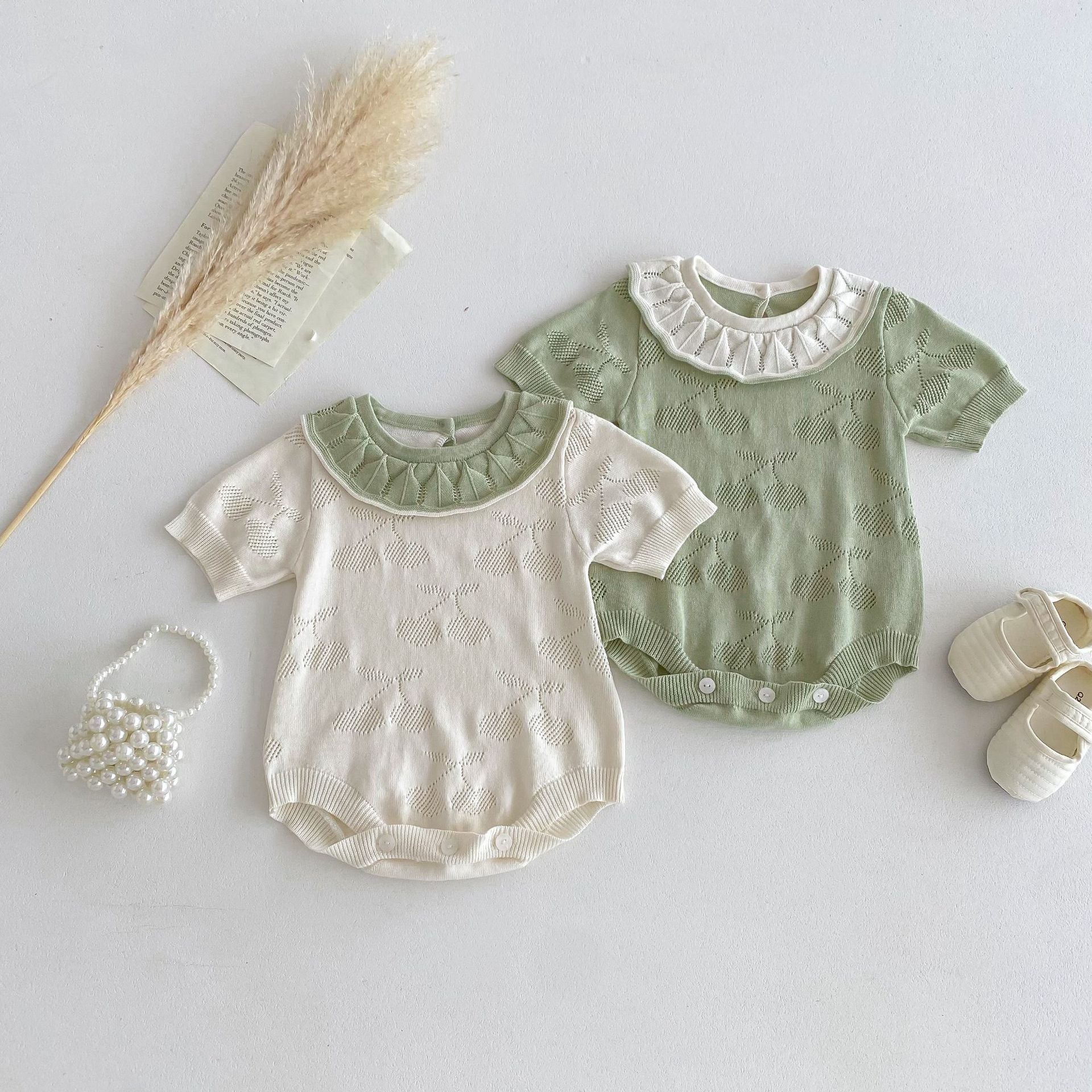 【BABY】チェリー柄 透かし編みニットロンパース CawaKomostore