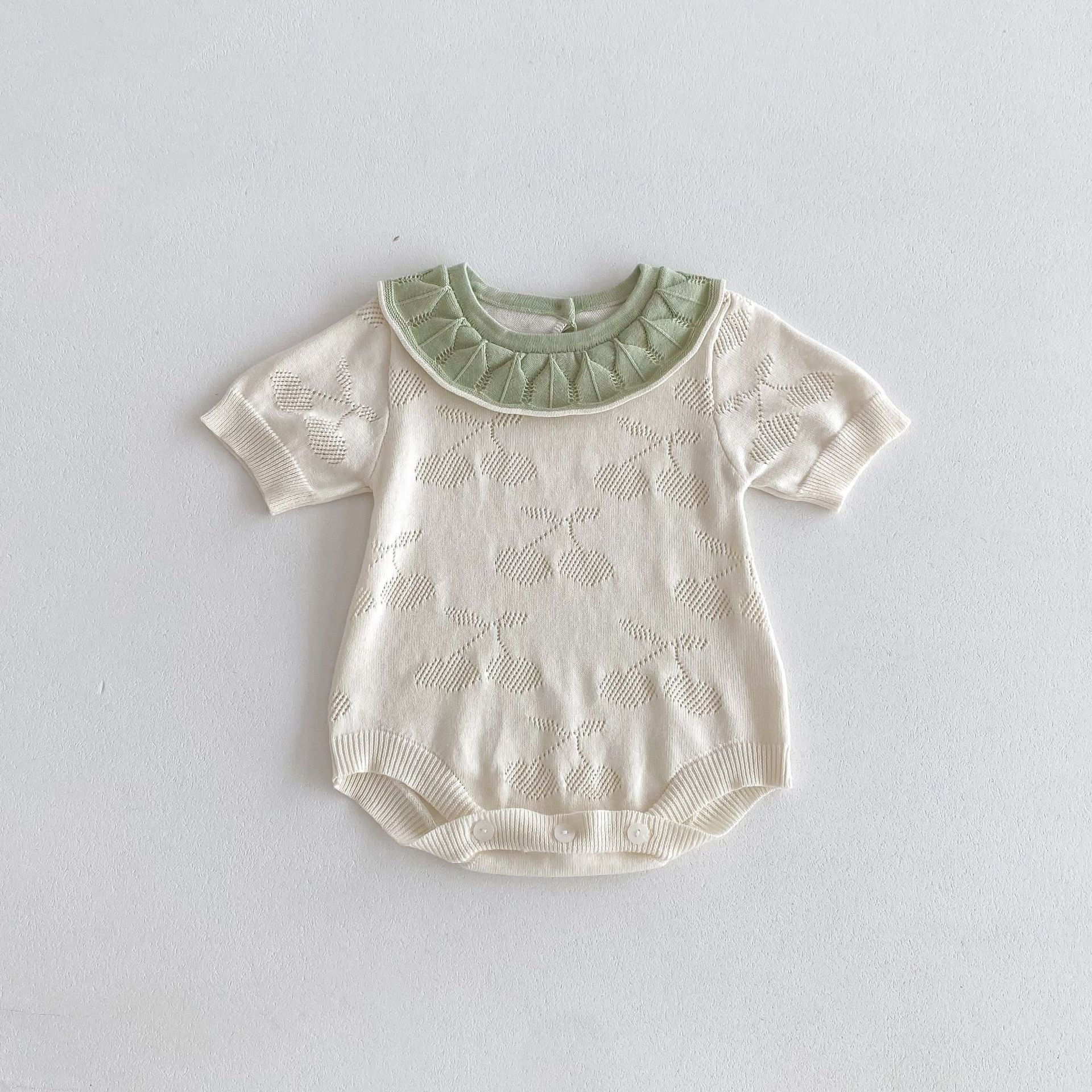 【BABY】チェリー柄 透かし編みニットロンパース CawaKomostore