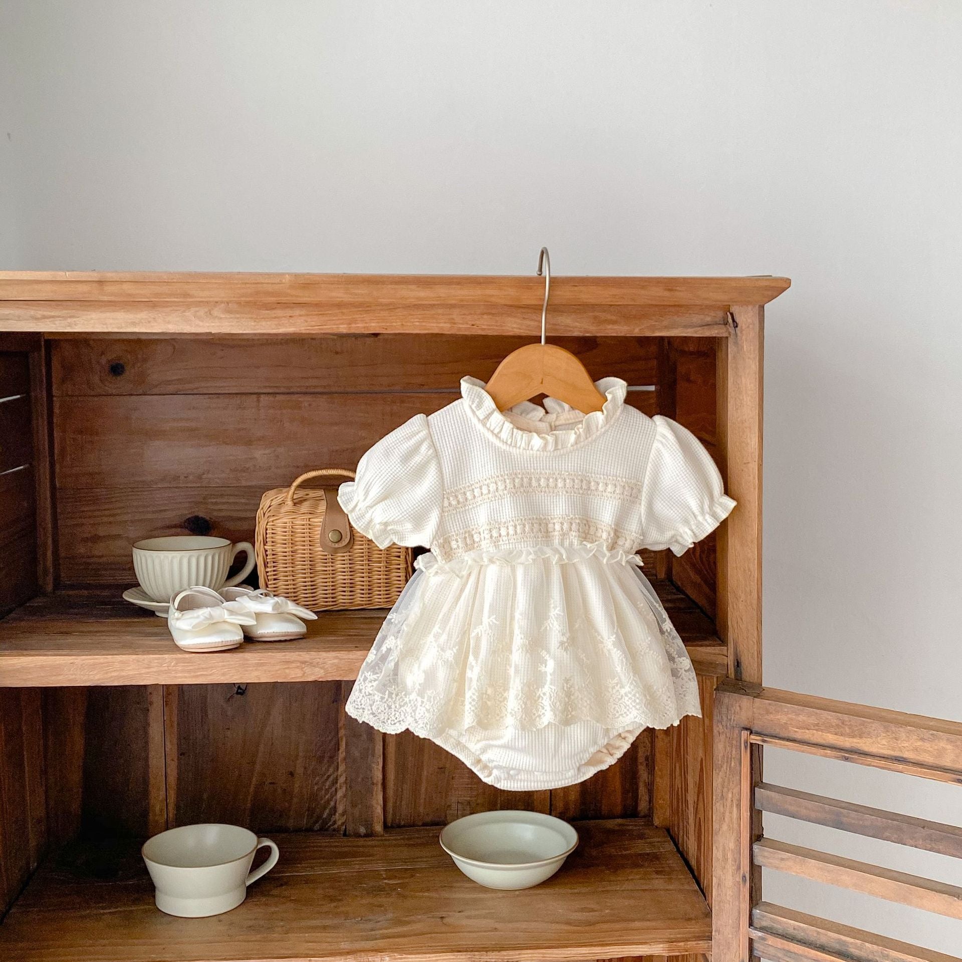 【BABY】ワッフル生地レースワンピロンパース(半袖) CawaKomostore