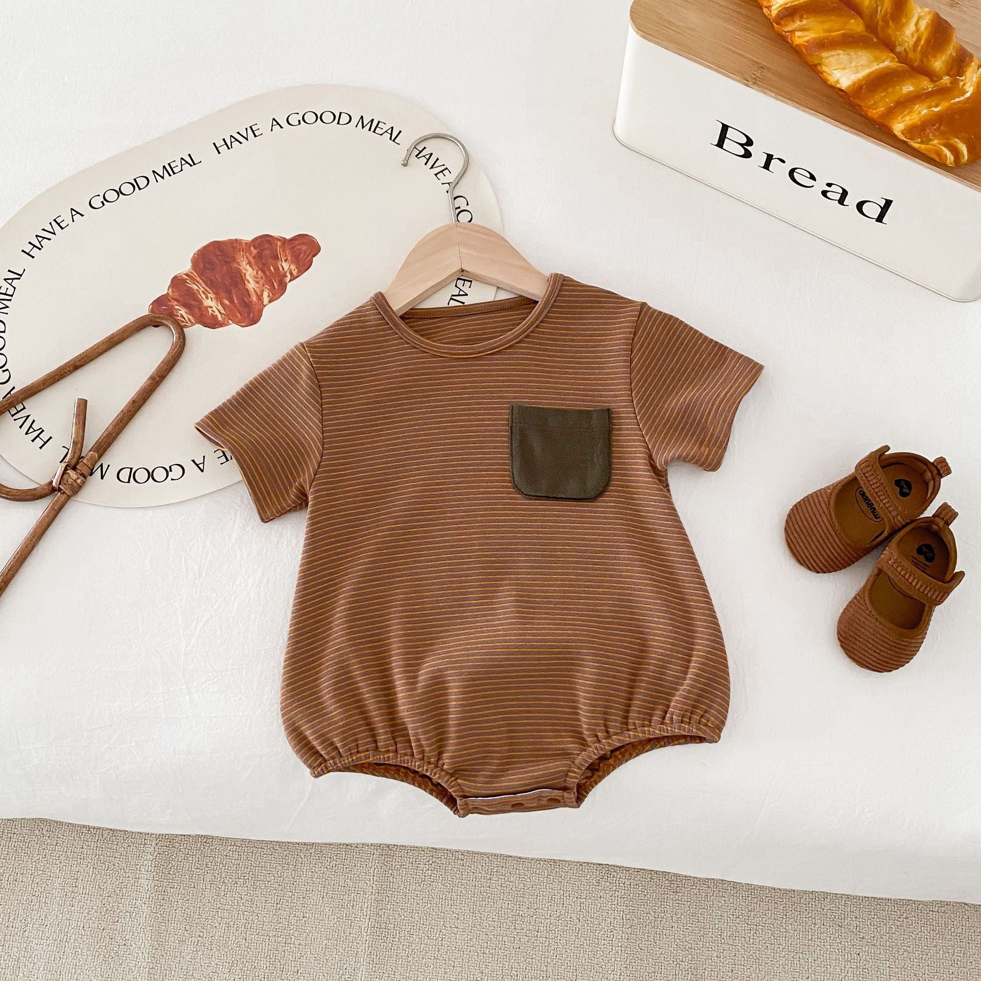 【BABY】ボーダーロンパース / Ｔシャツ＆サロペット セットアップ CawaKomostore