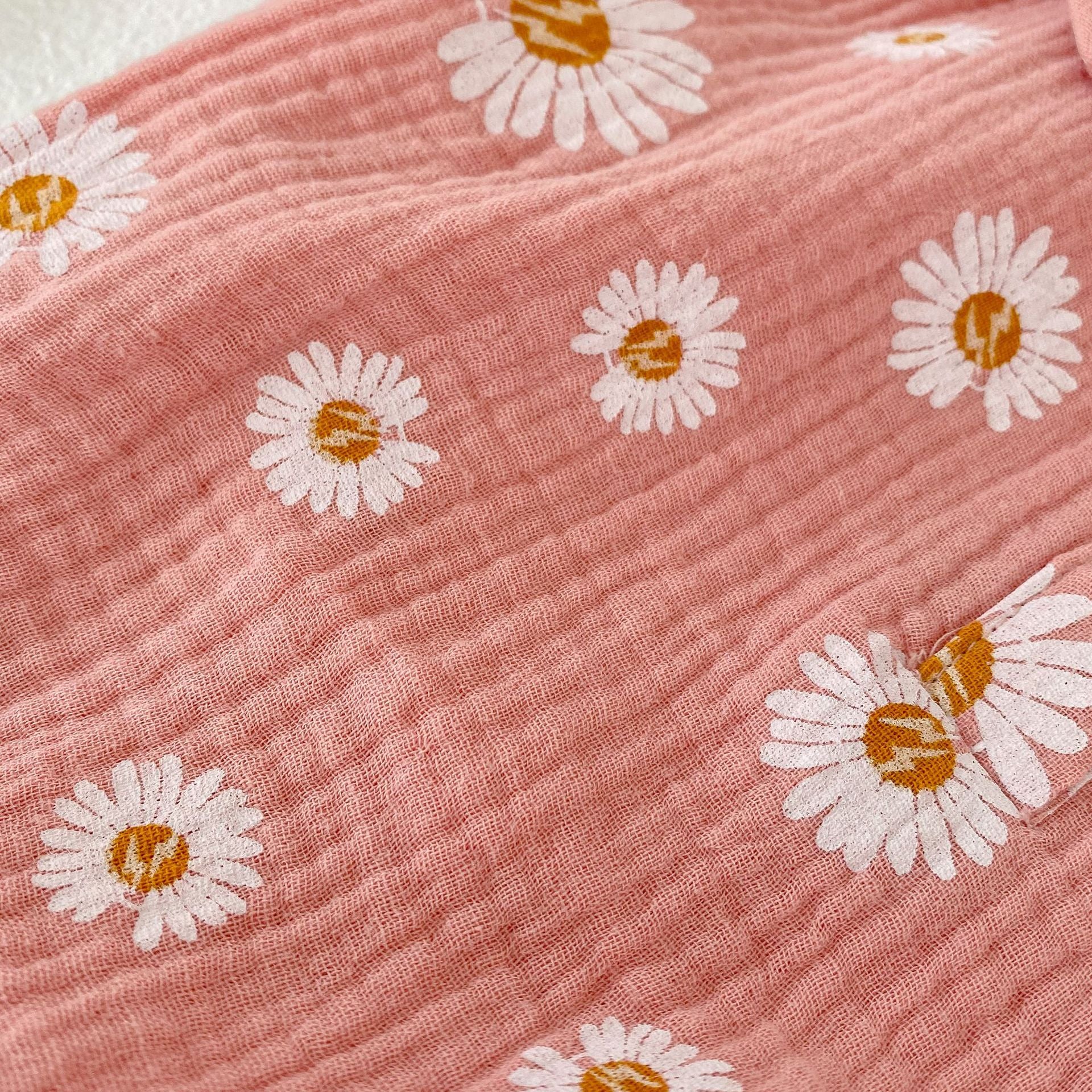 【BABY】ガーゼ生地デイジー総柄セットアップ CawaKomostore