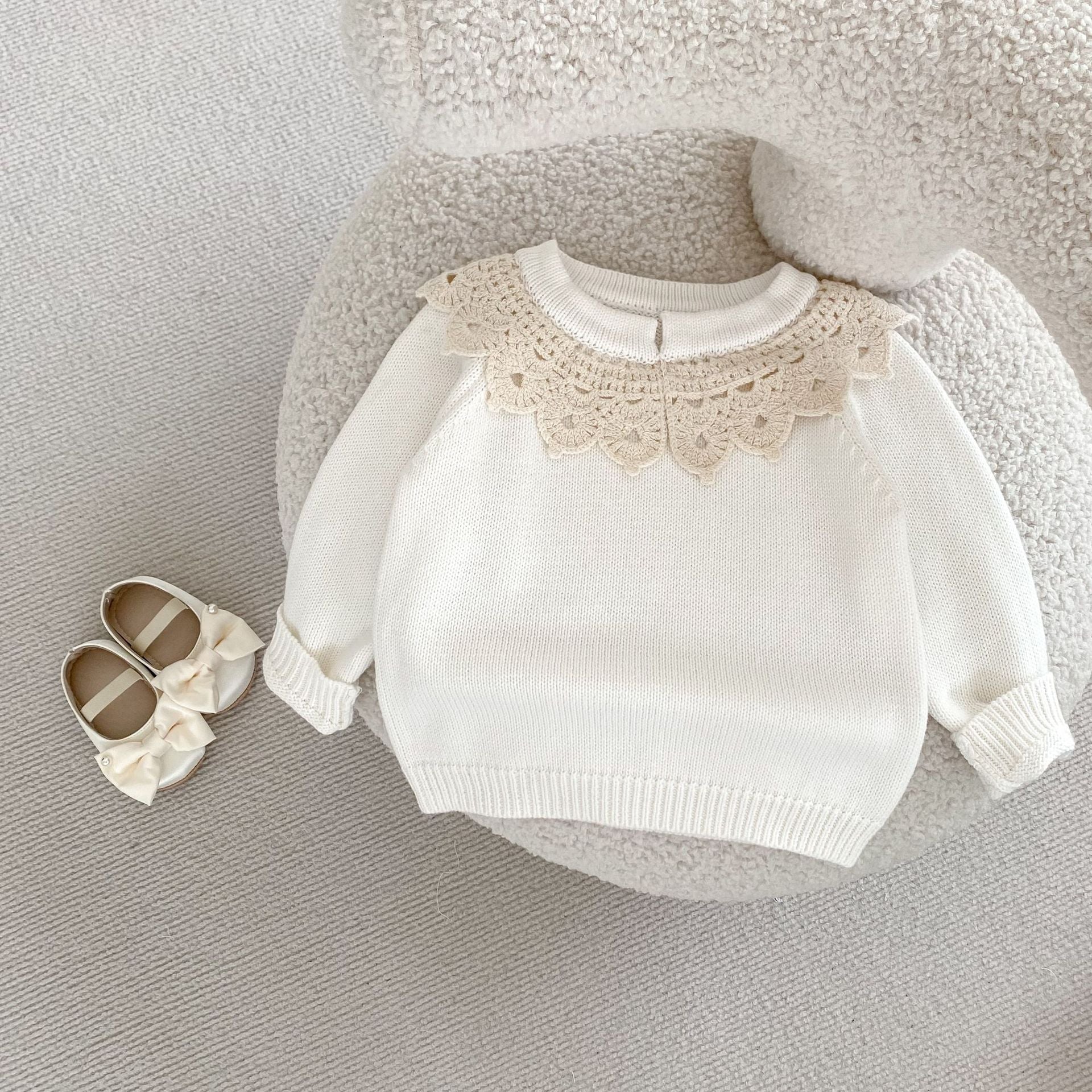 【baby】ベージュレースホワイト ニットトップス CawaKomostore
