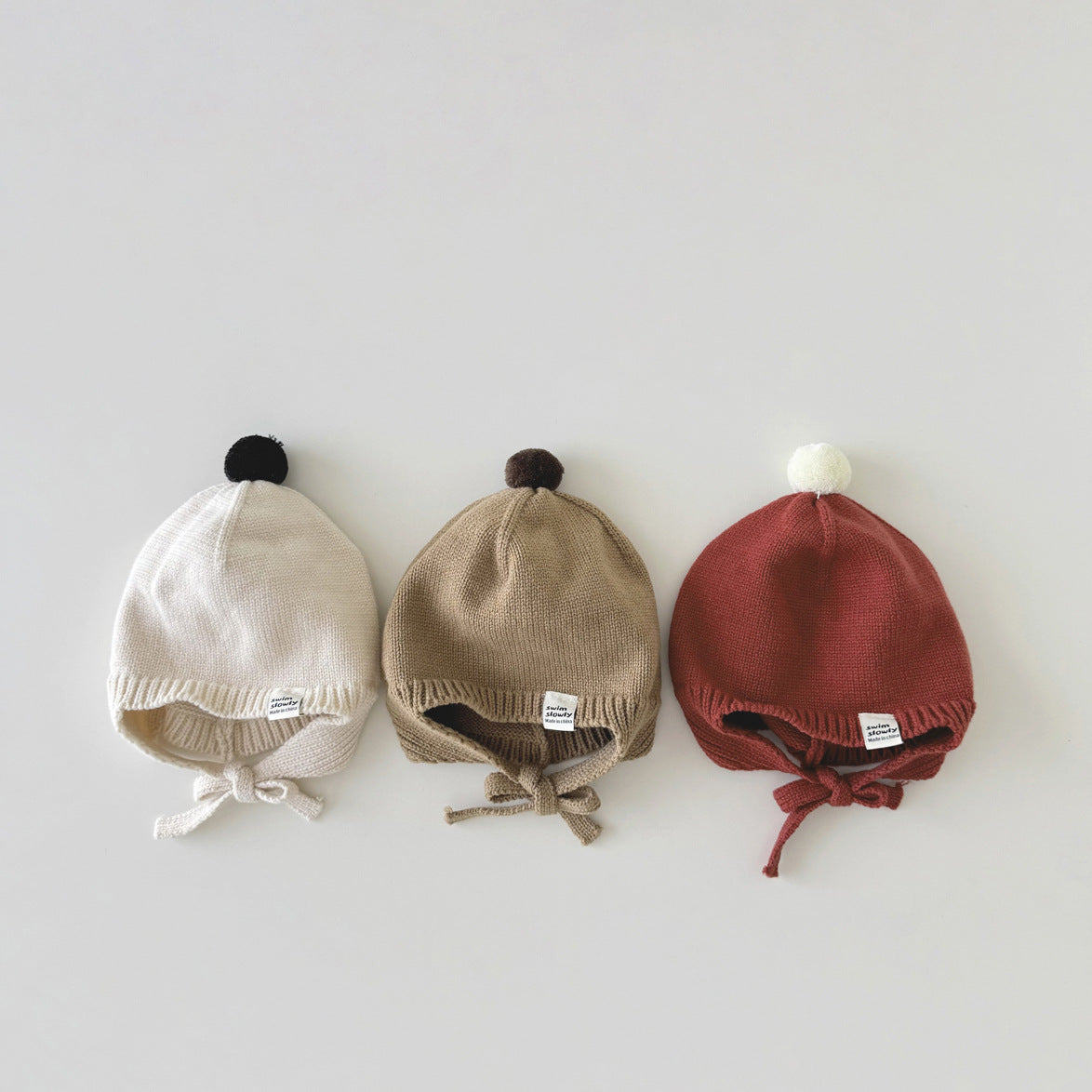 【帽子】ポンポン付きニット帽 CawaKomostore