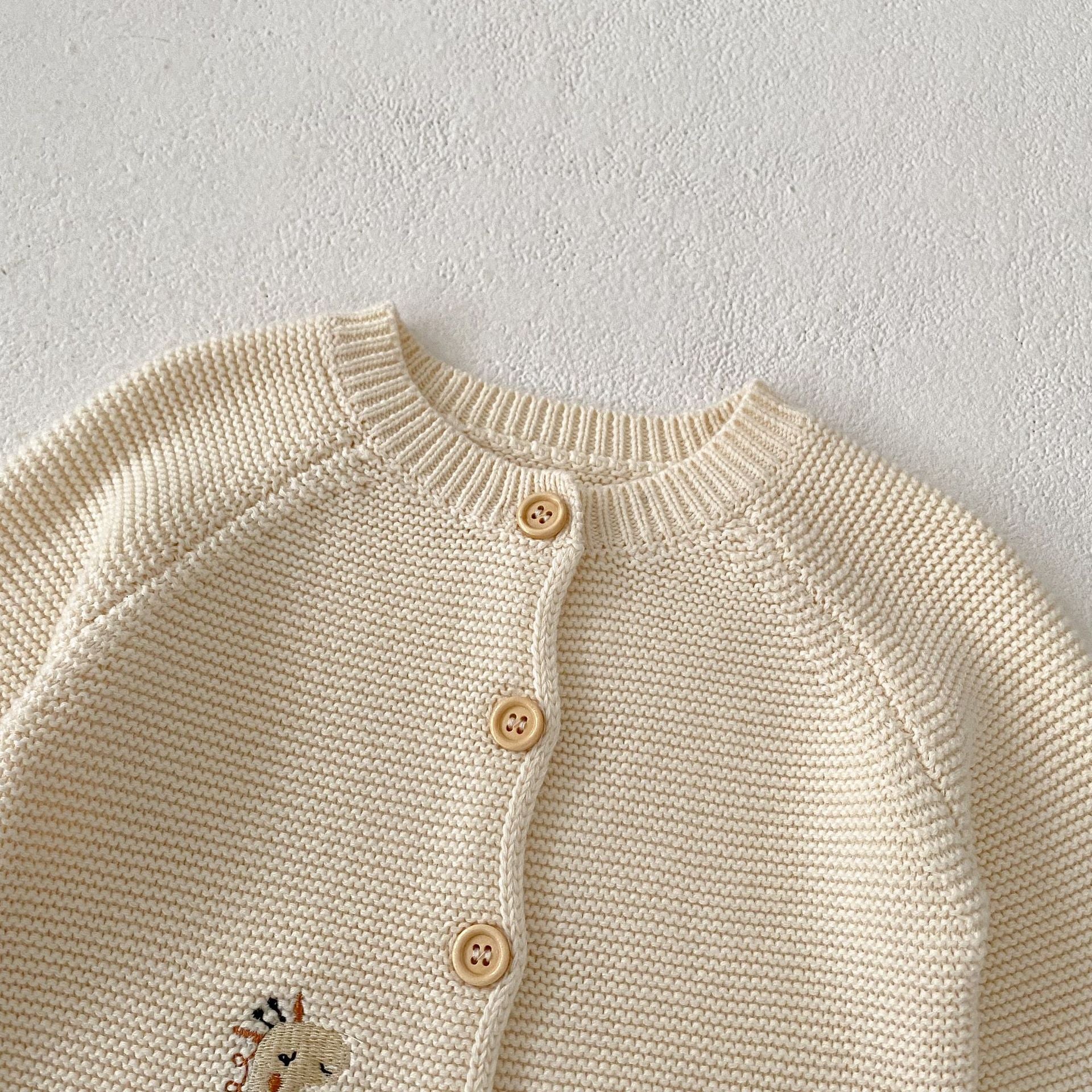 【BABY】キリン＆象さん刺繍ニットカーディガン