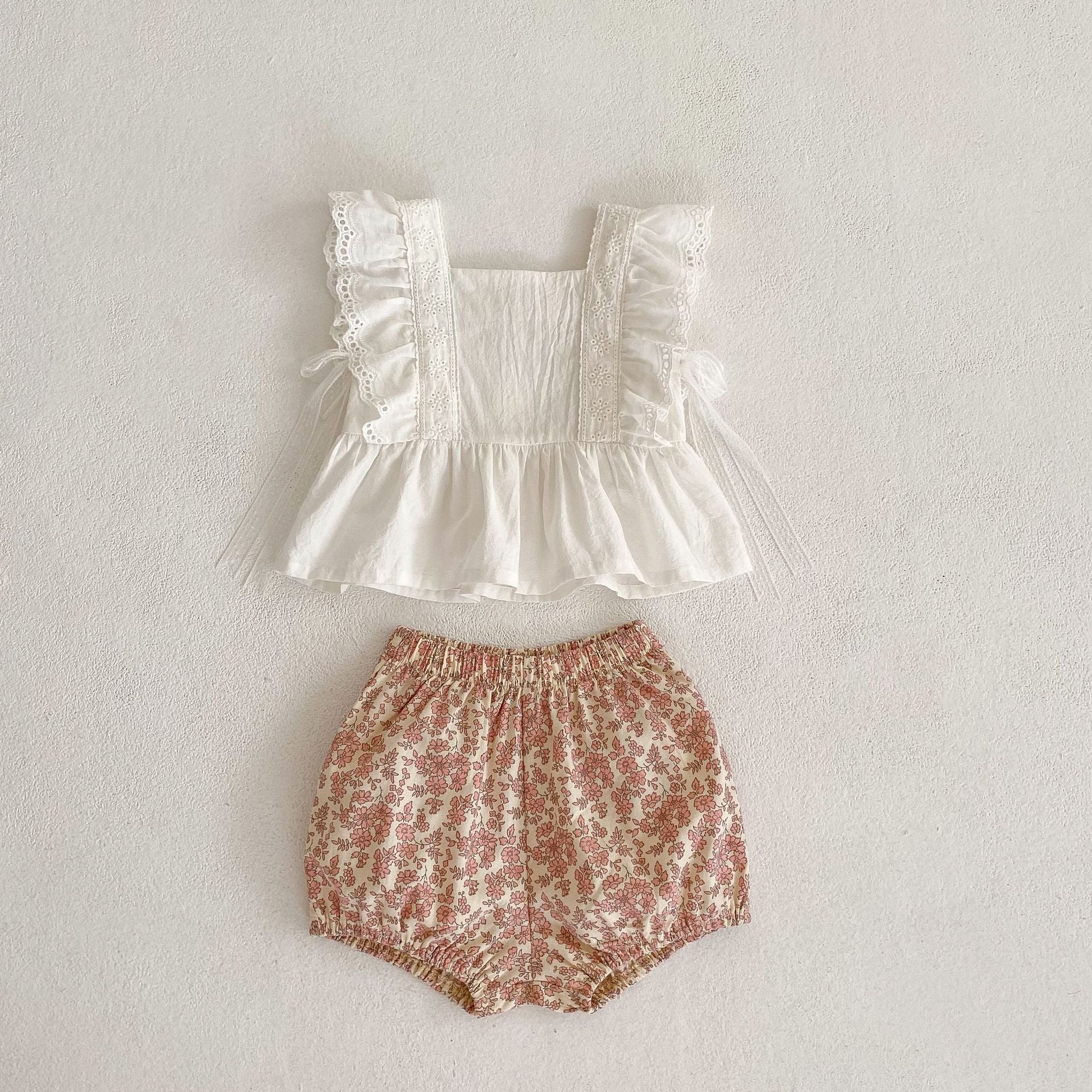 【BABY】レースブラウス / 花柄ボトムス着丈 CawaKomostore
