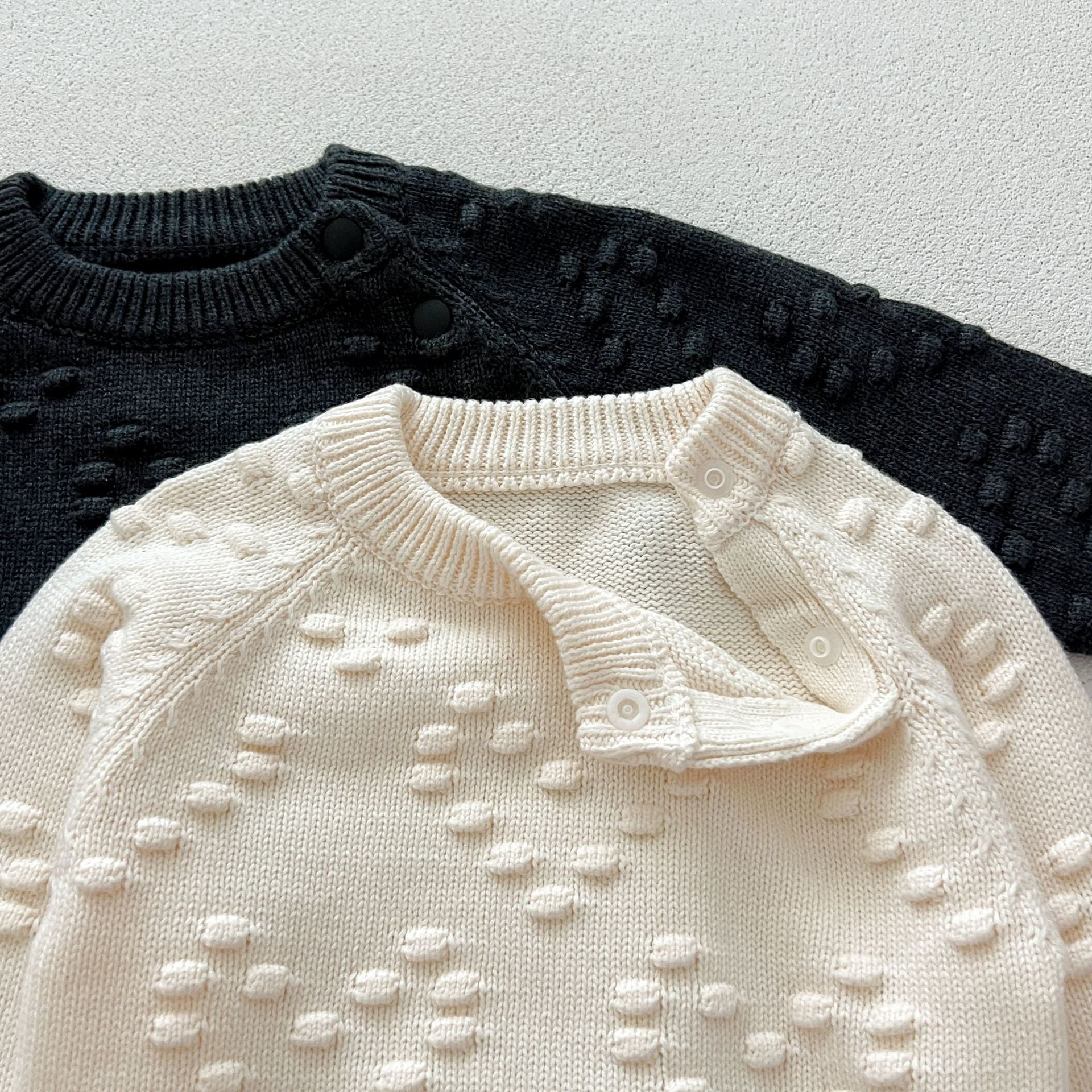 【BABY】ワンカラーポンポンtops / overalls - CawaKomostore
