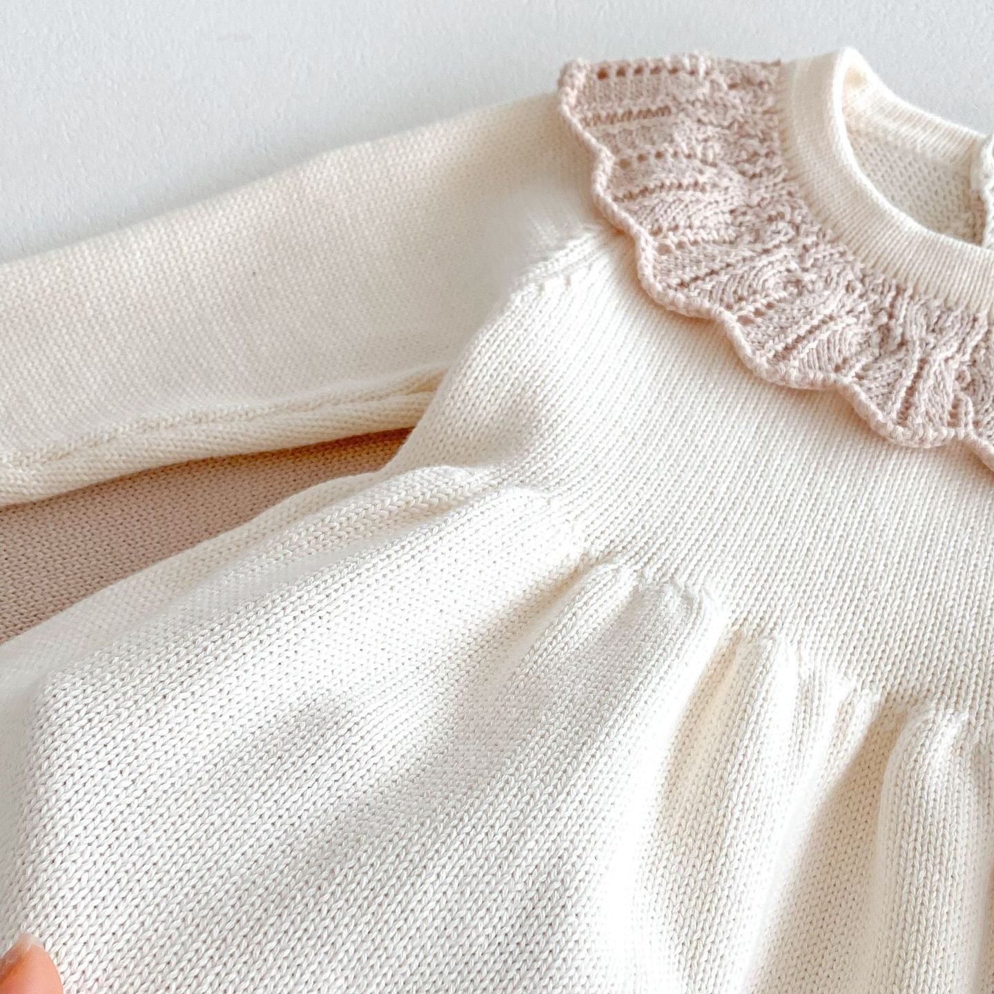 【BABY】フリルニットワンピース（2color） - CawaKomostore