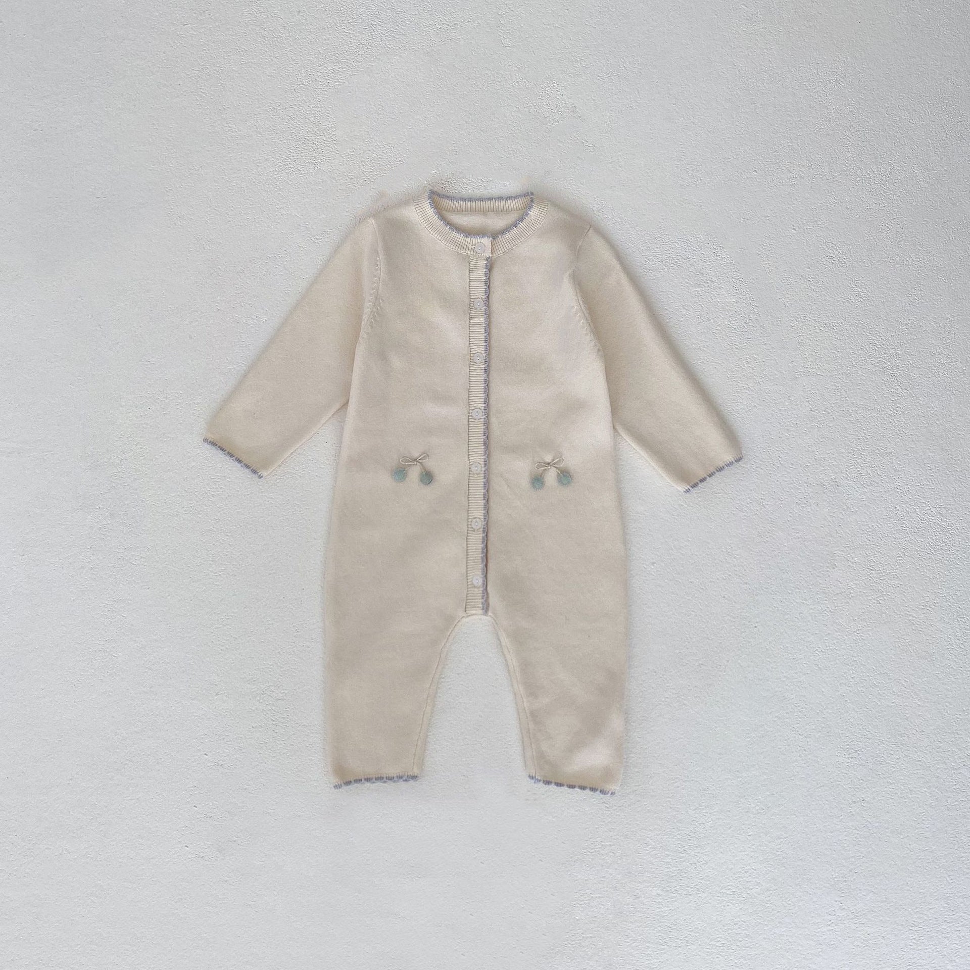 【BABY】ホワイトフロントボタンロンパース/ボンネット