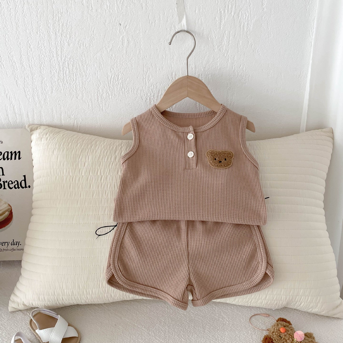 【BABY】クマ刺繡カジュアルセットアップ