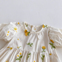 【BABY】SUMMERひまわり 刺繍ロンパース