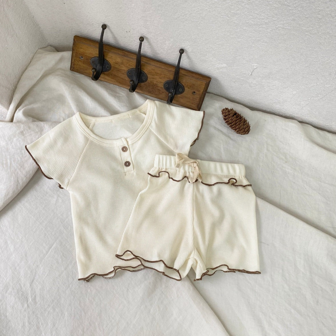 【BABY】ふんわりフリルリブ編みセットアップ CawaKomostore