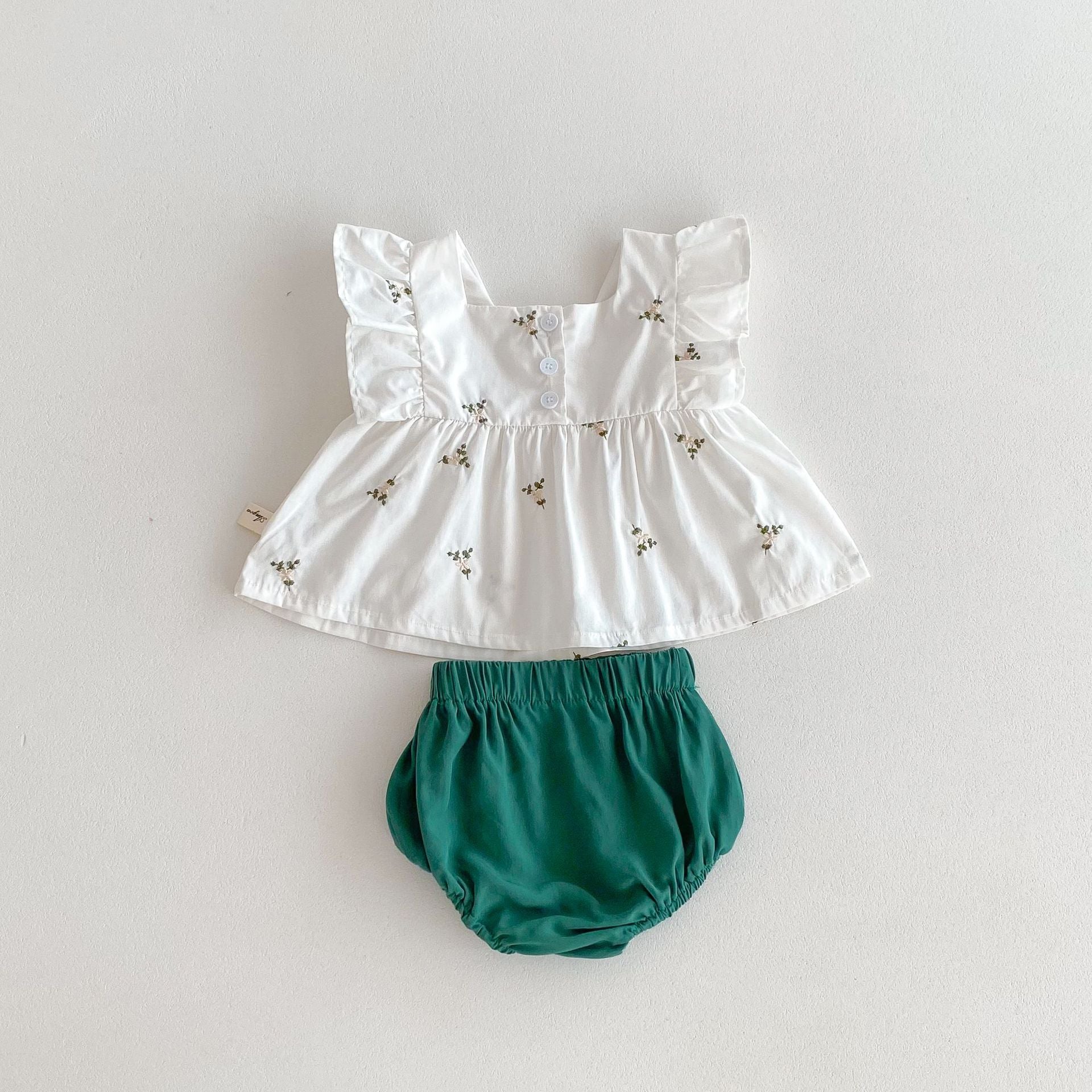 【BABY】花刺繡トップス＆ブルマ セットアップ CawaKomostore