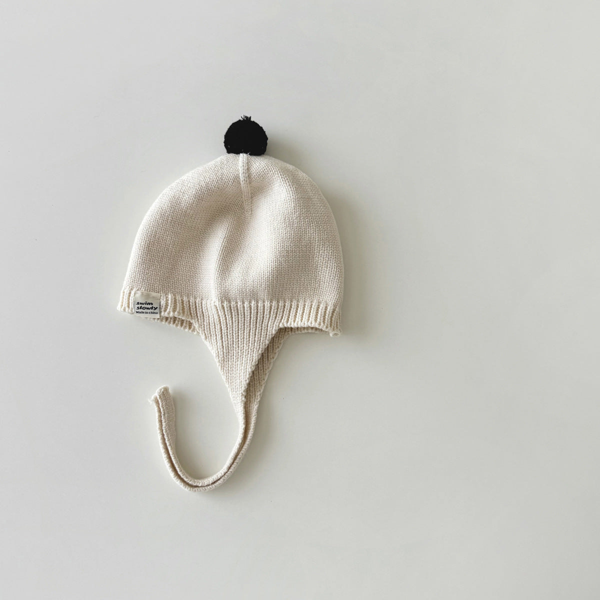 【帽子】ポンポン付きニット帽 CawaKomostore
