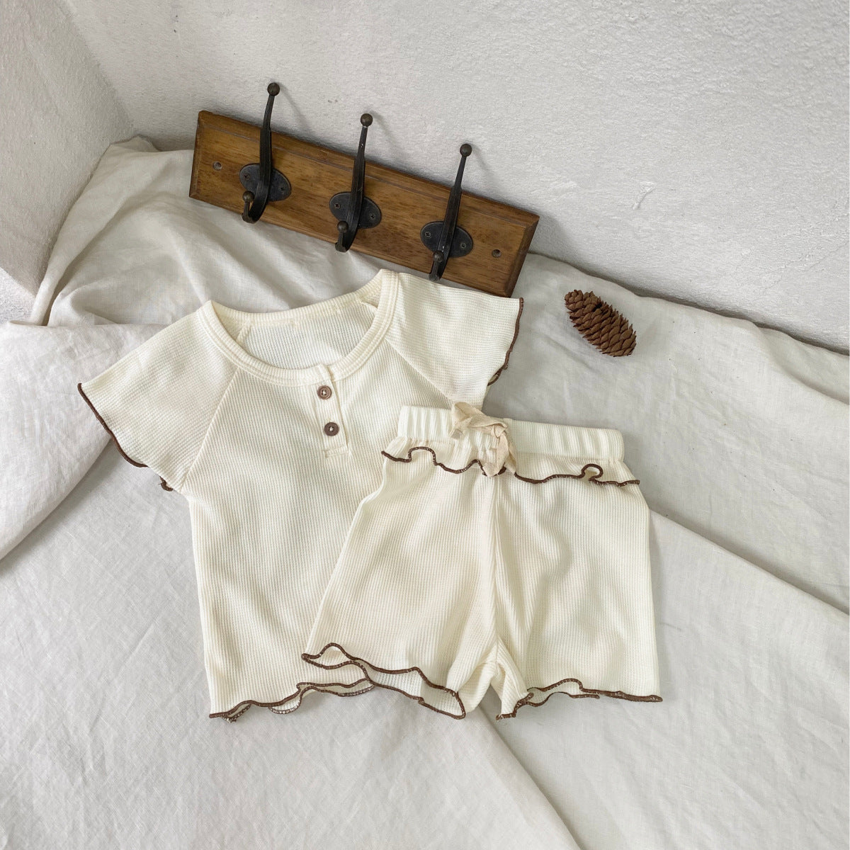 【BABY】ふんわりフリルリブ編みセットアップ CawaKomostore